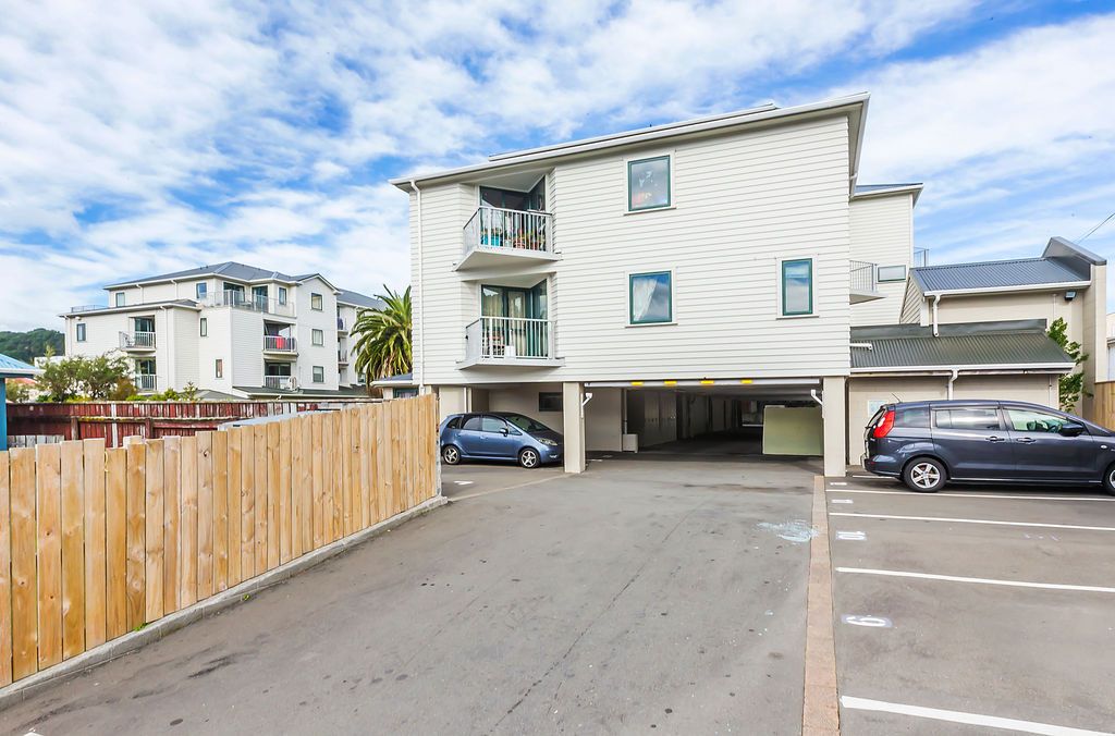 C10/13 Palm Grove, Berhampore, Wellington City