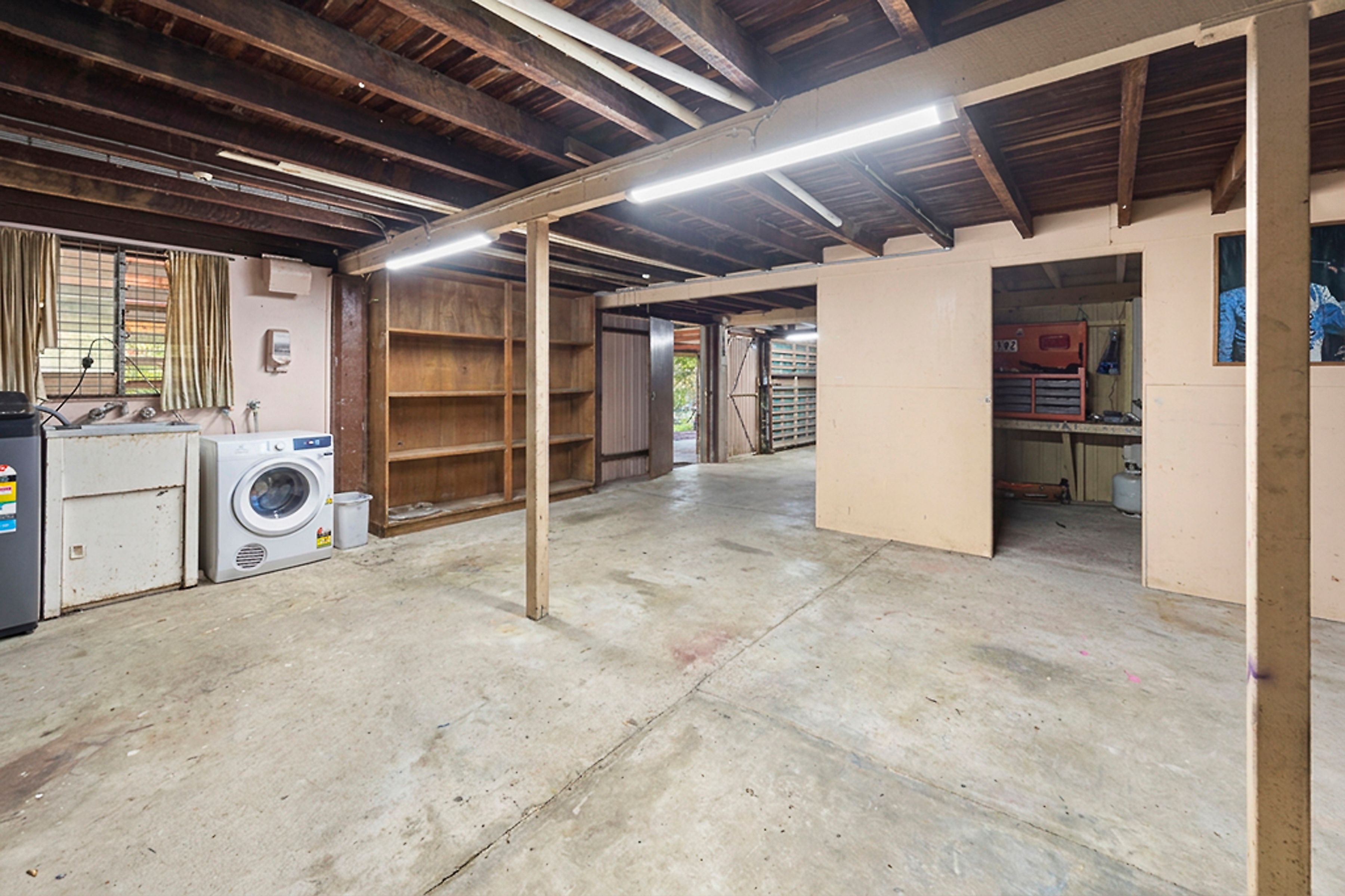 8 Robinson Street — photo 14 of 19