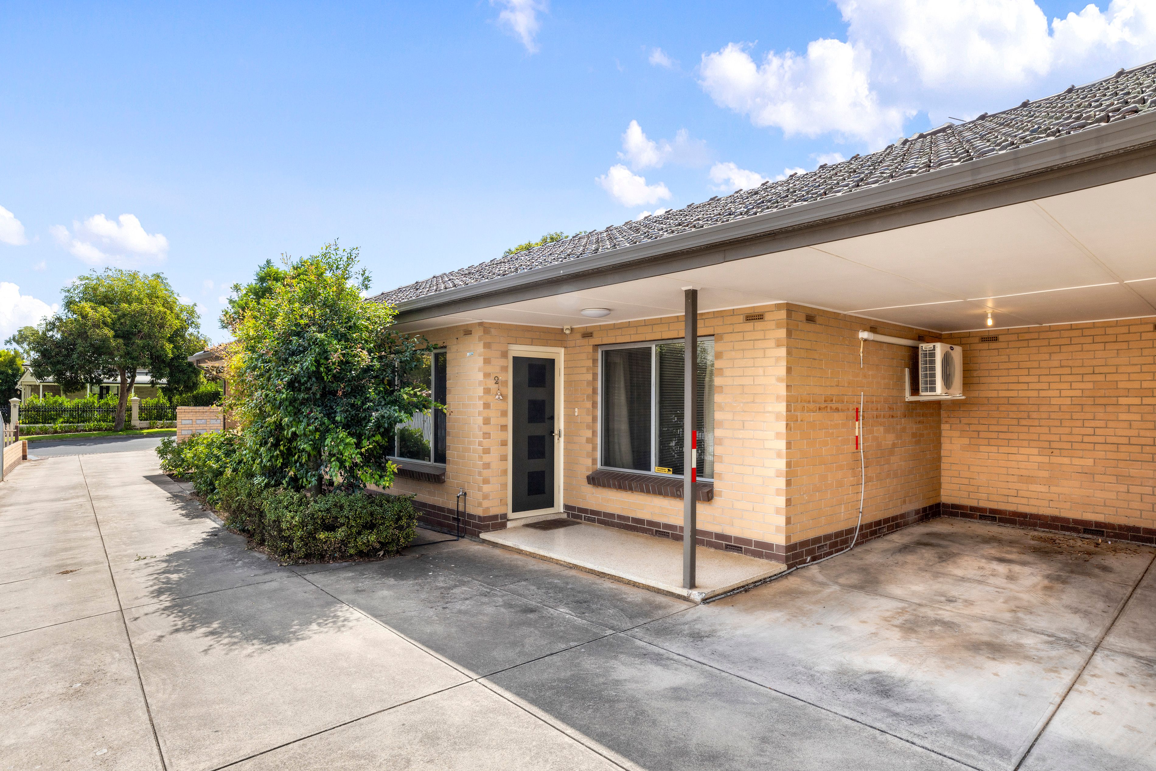 2/147 First Avenue — photo from Ray White Campbelltown