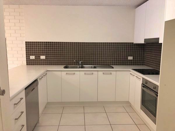 2/17 Akeringa Place, Mooloolaba, QLD 4557