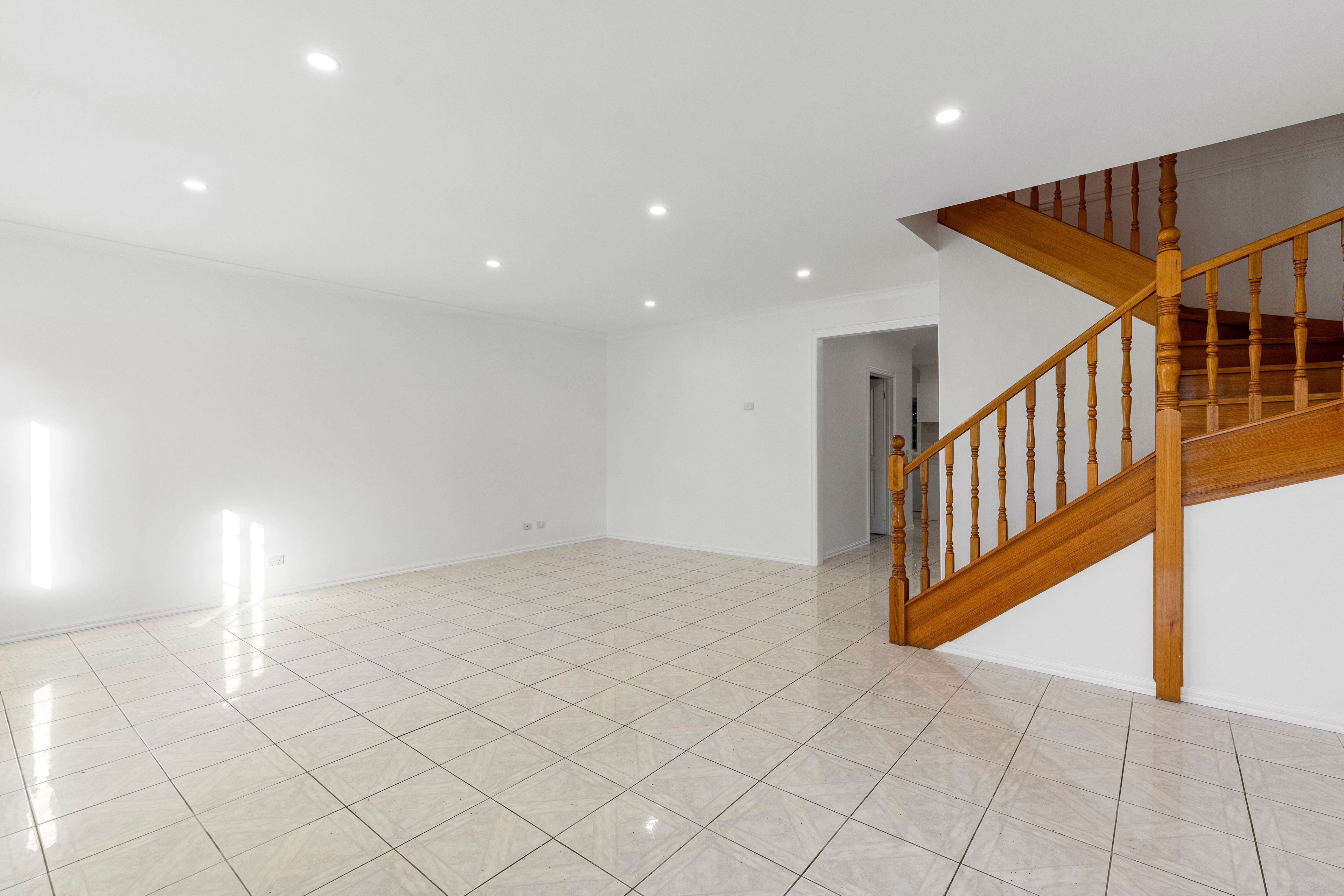 9 Jezabeel Court, Flemington, VIC 3031