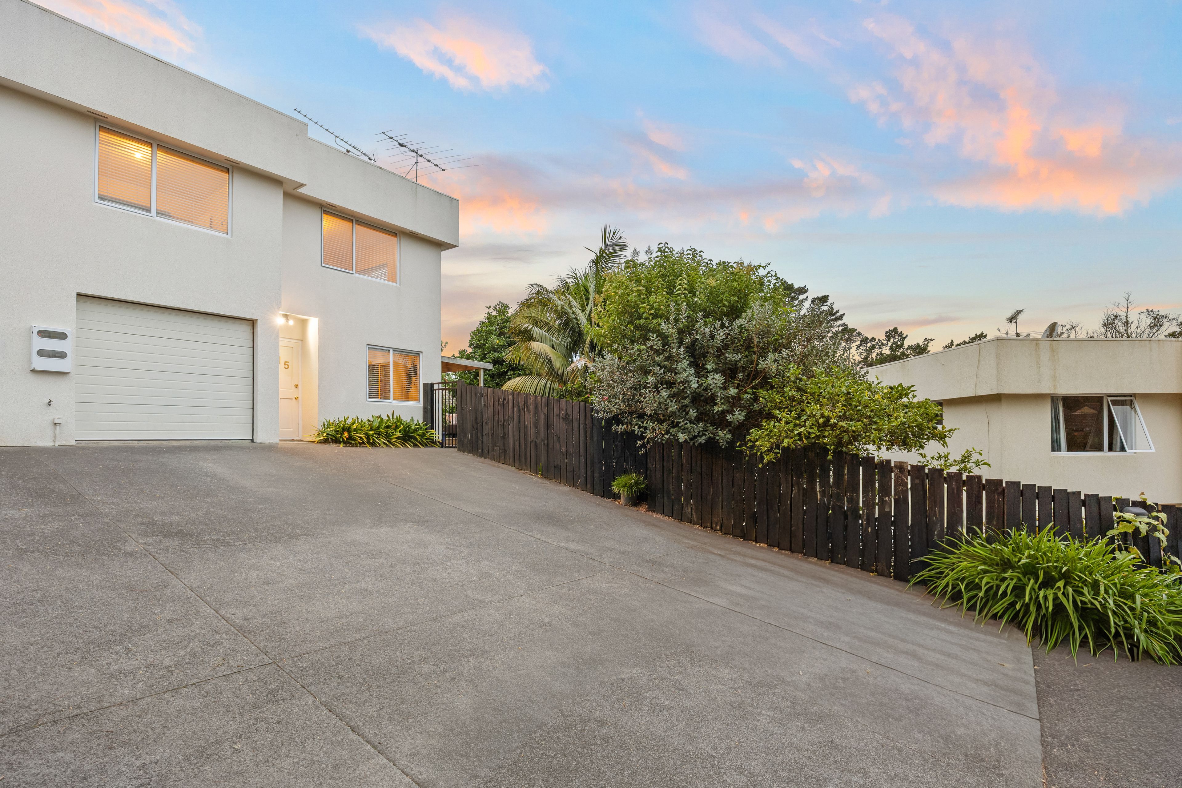 15/24 Eastglen Road, Glen Eden, Waitakere City