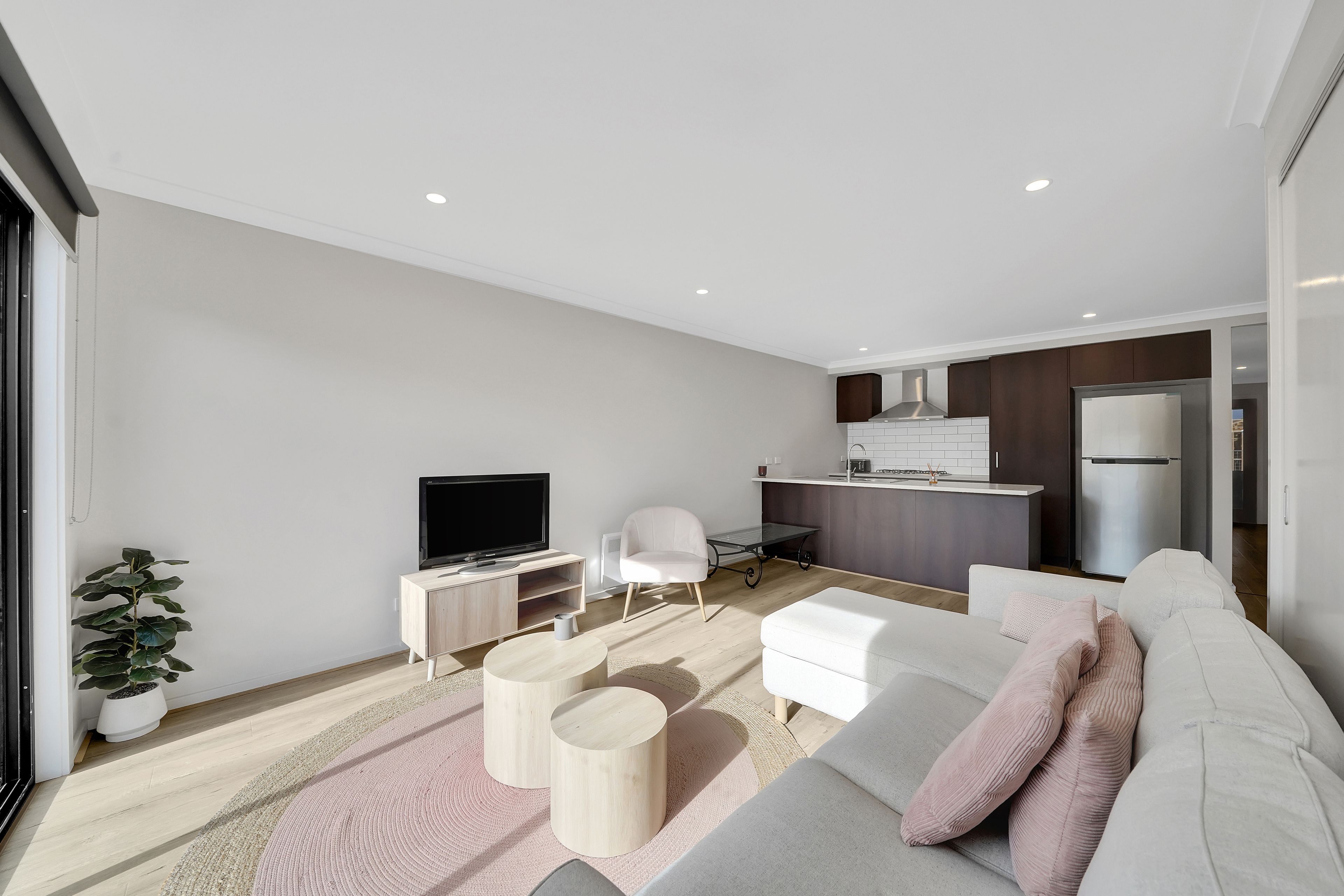 8 Samuel Road — photo 7 of 15