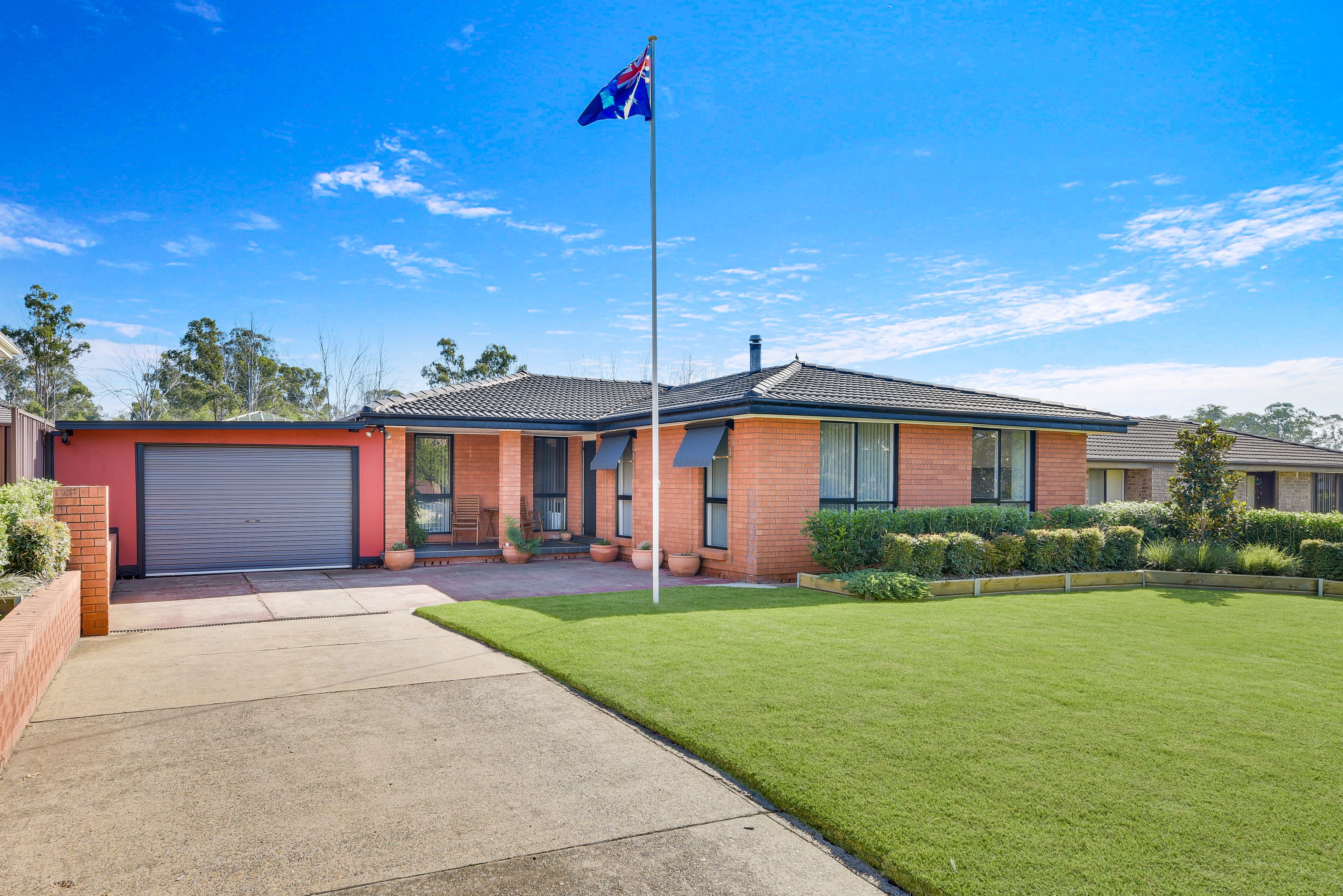 19 Warburton Crescent, Werrington County, NSW 2747