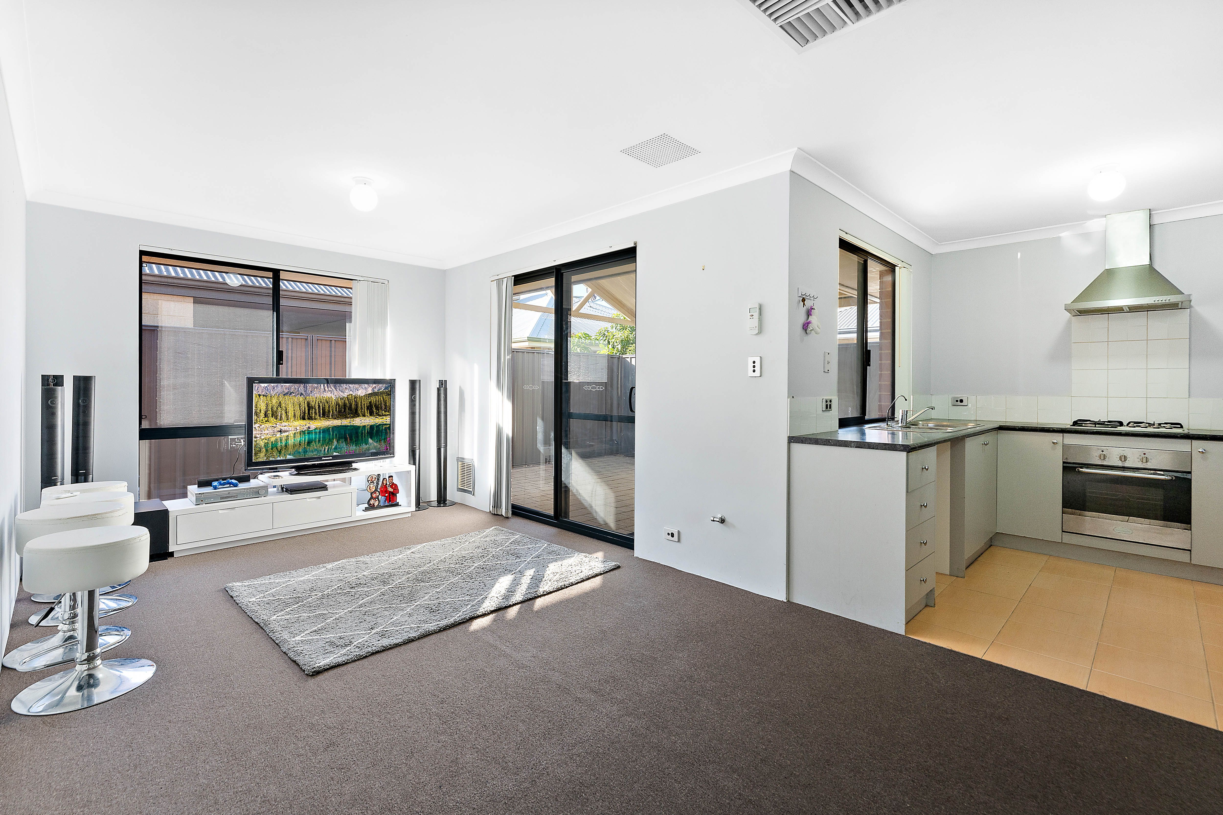 9 Chelsea Mews, Canning Vale, WA 6155