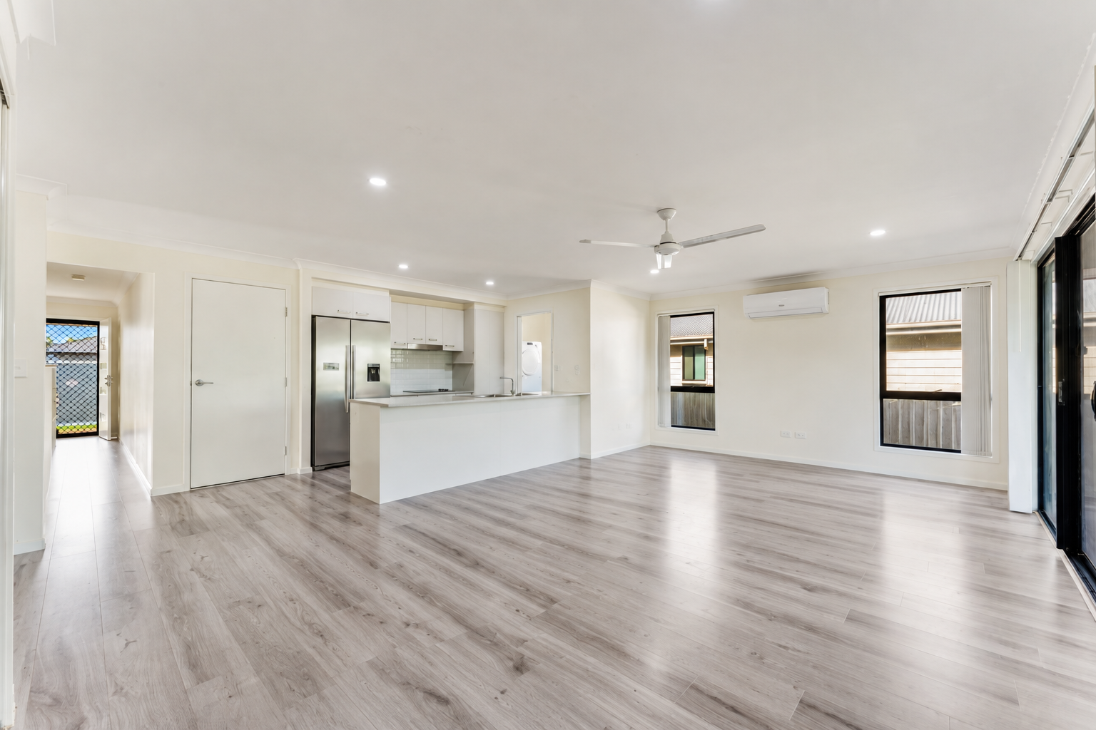 37 Wood Drive — photo 5 of 19