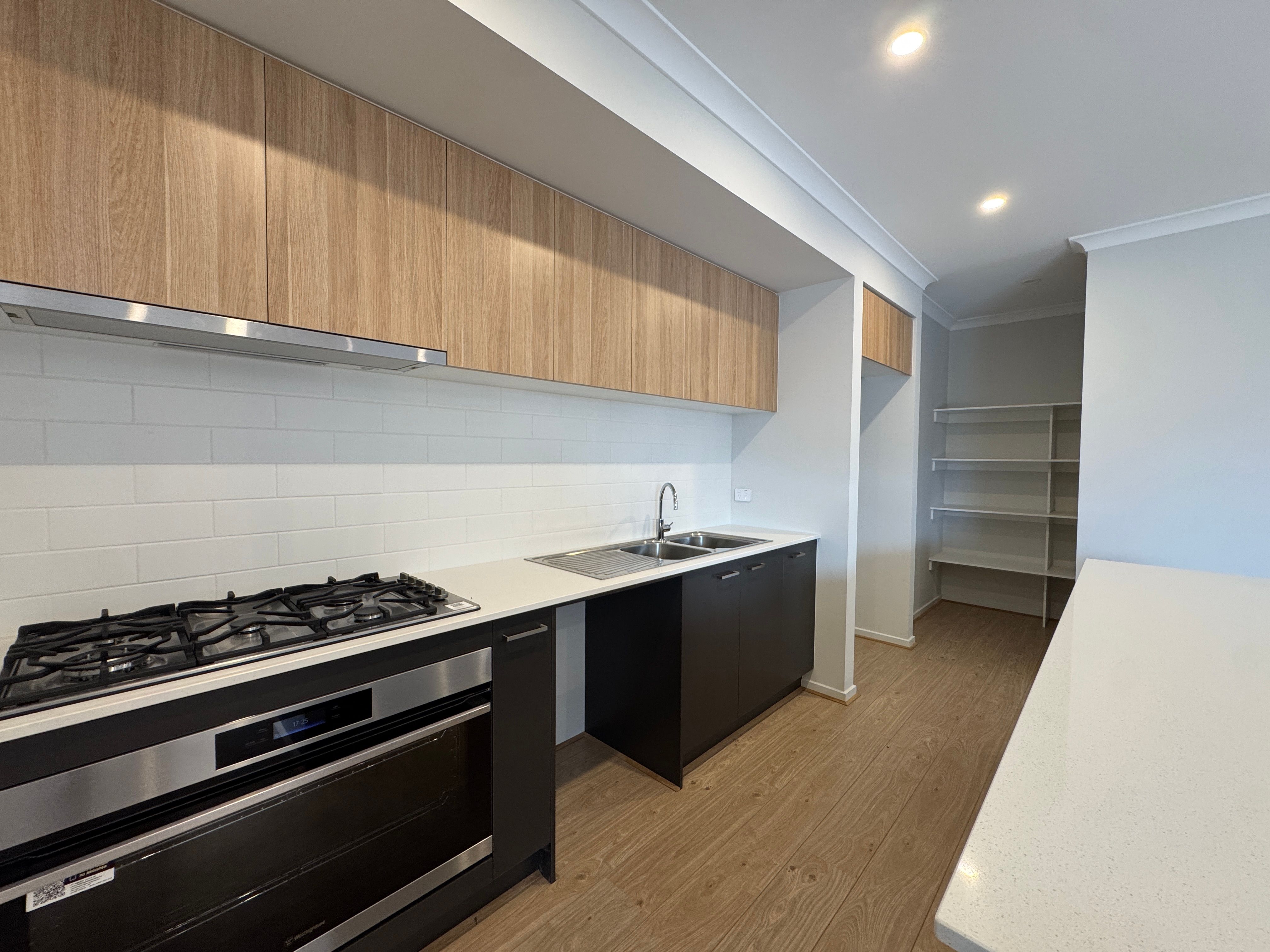55 Mcgibbonys Road — photo 3 of 12