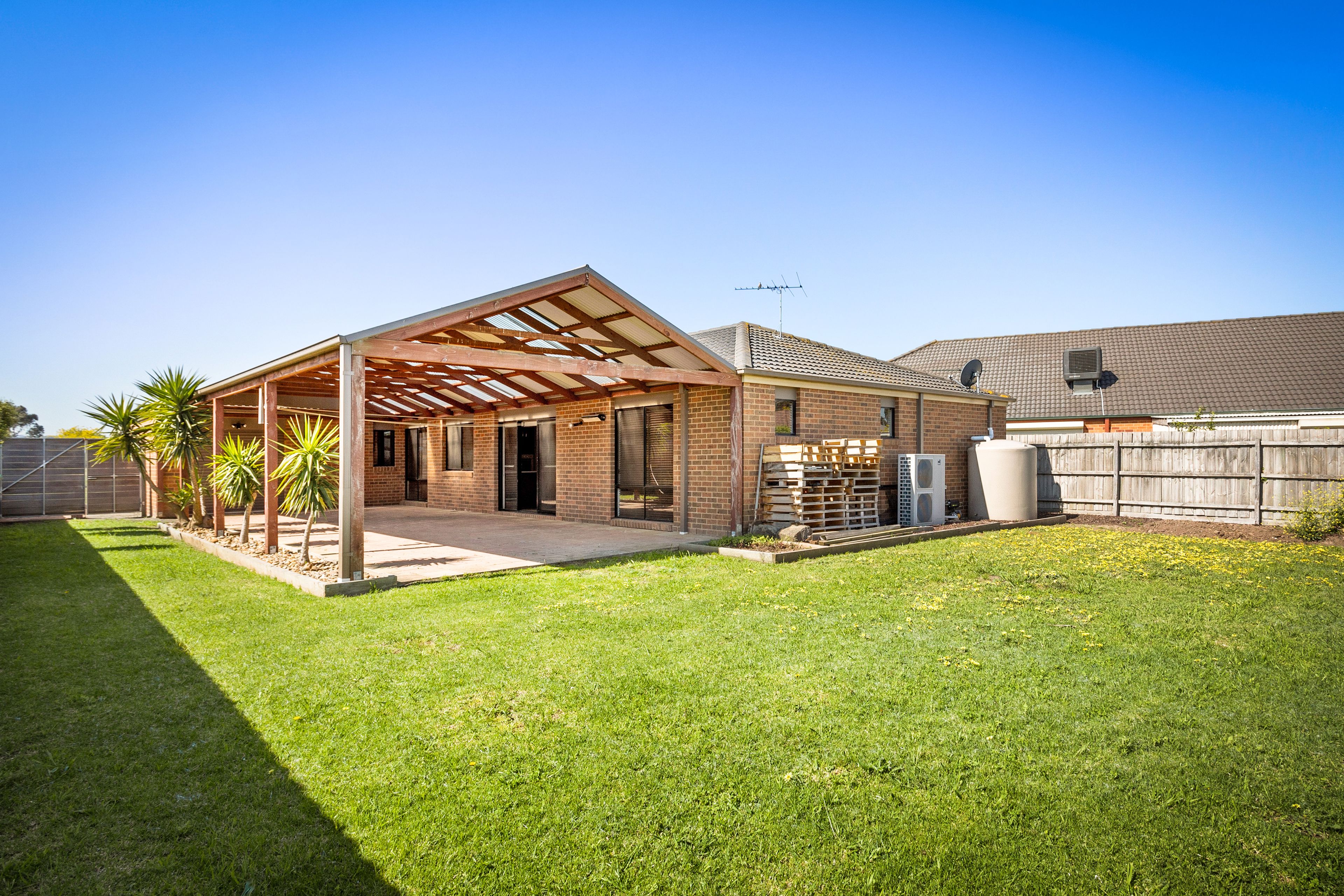 17 Thornbill Circuit, Pakenham, VIC 3810