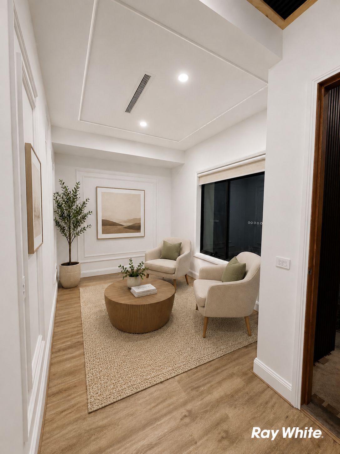 104 Pulchella Crescent — photo 3 of 5