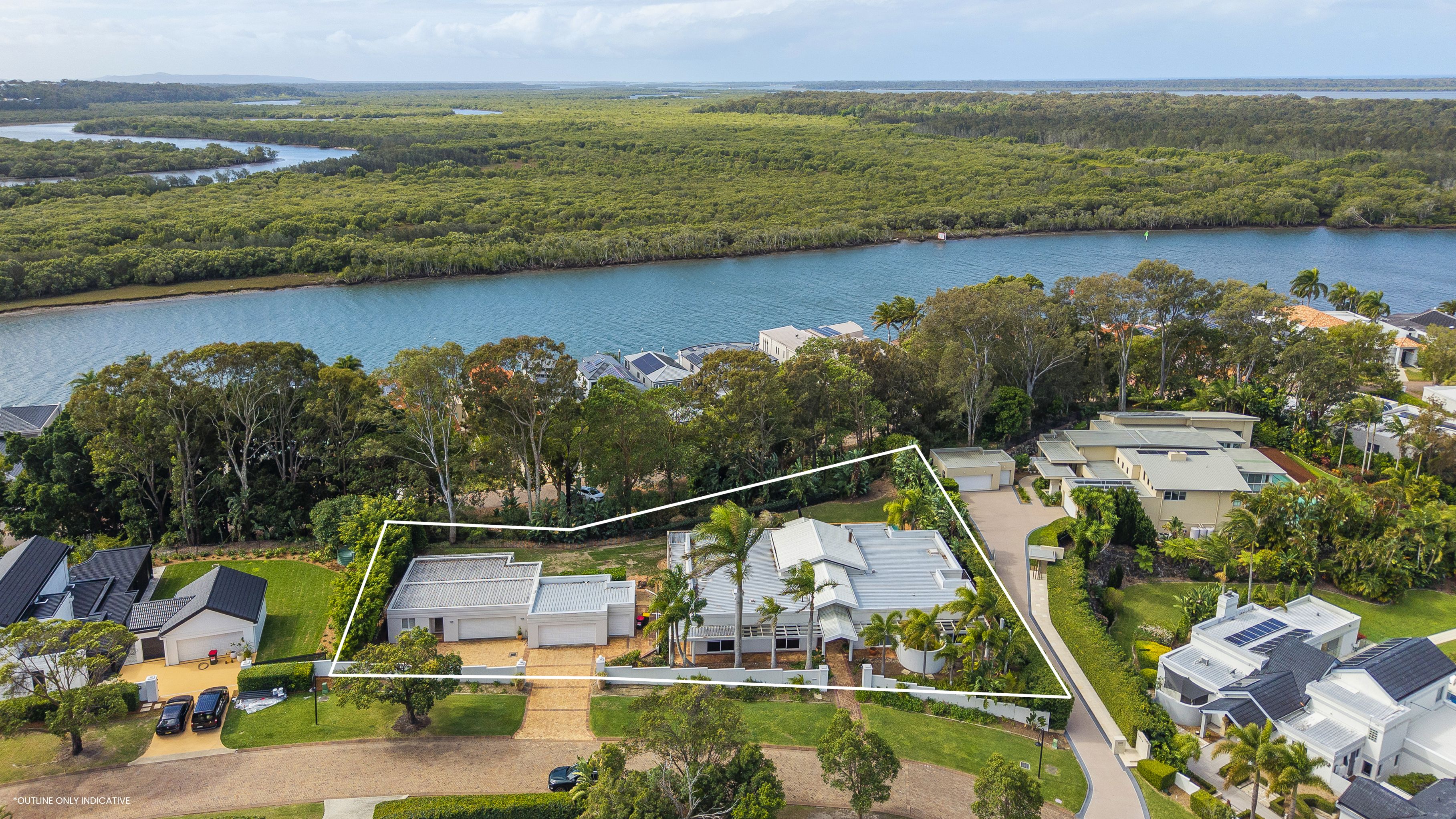 7018 Riverview Crescent, Sanctuary Cove, QLD 4212
