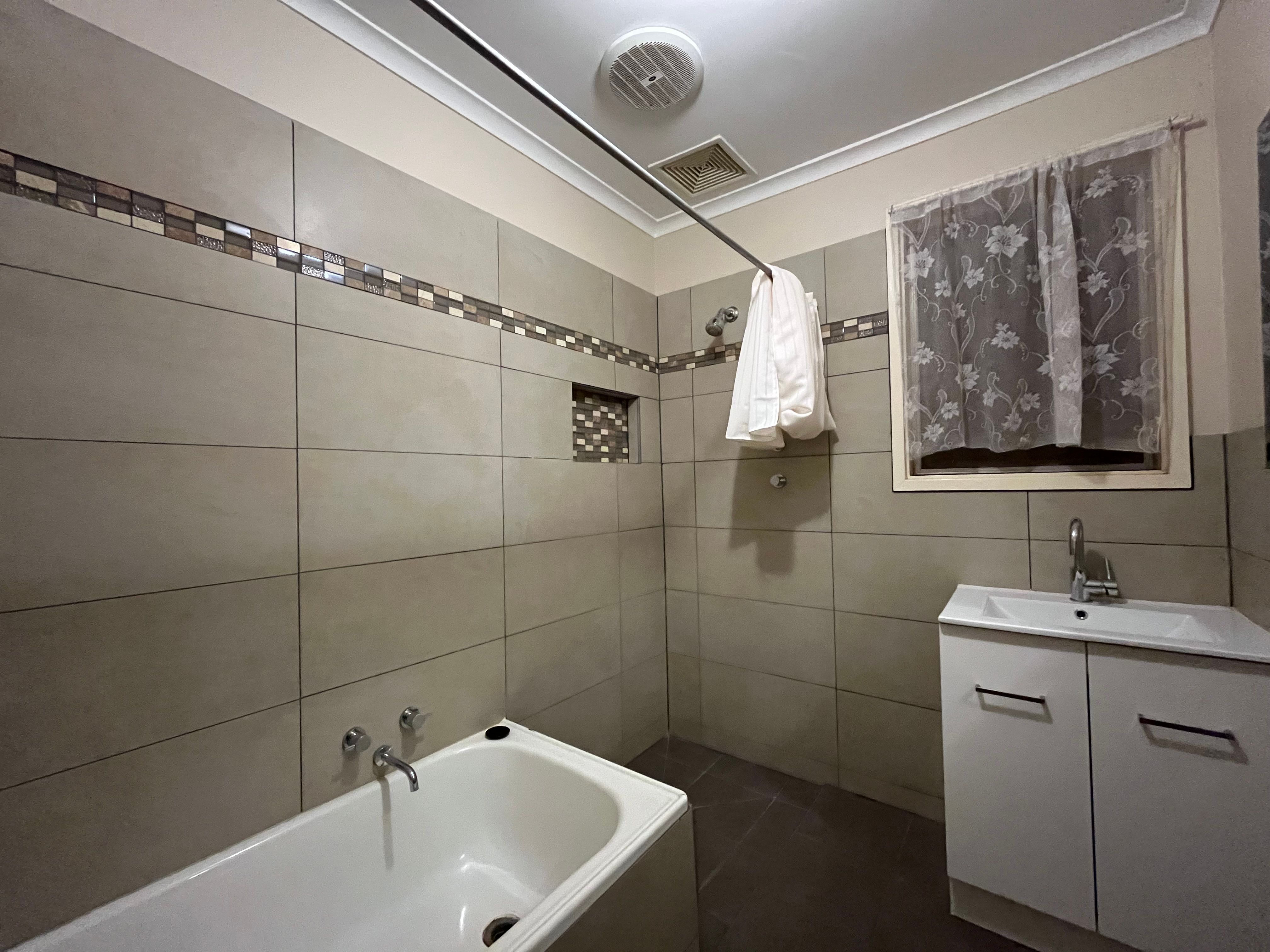16 Domeyer Court — photo 7 of 12