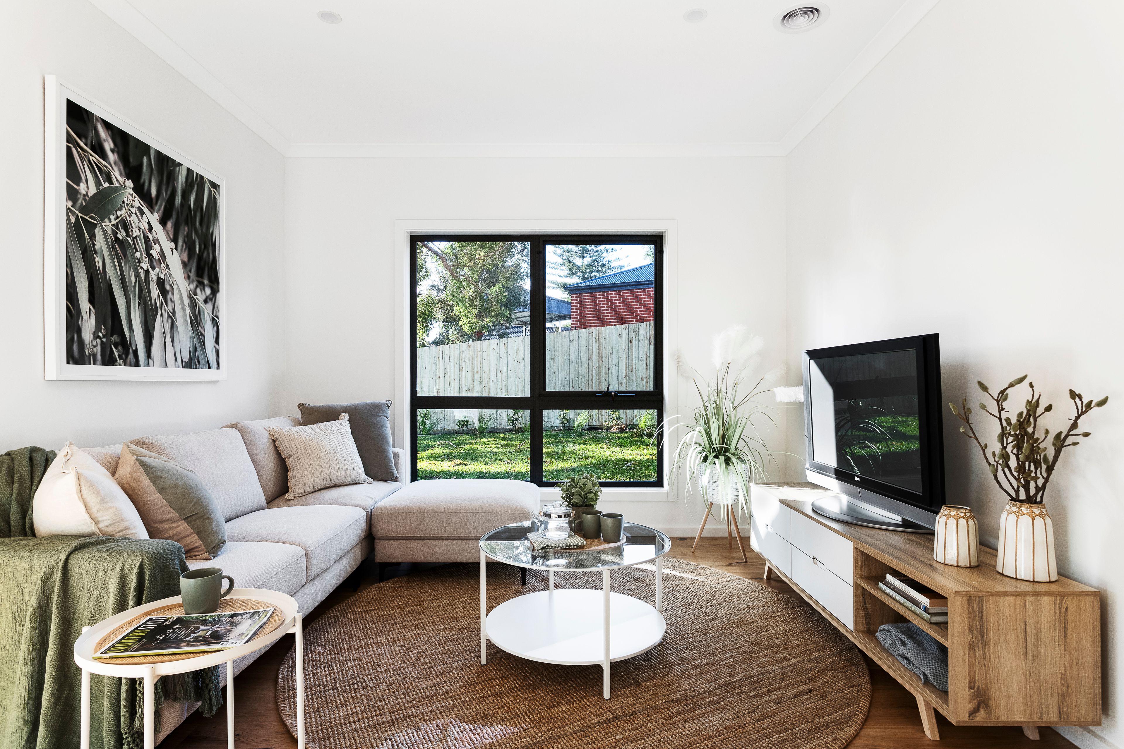 2/5 Crathie Court, Frankston, VIC 3199