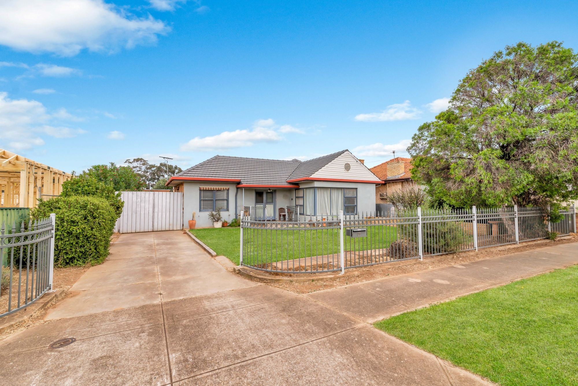 11 Bedford Street, Mansfield Park, SA 5012