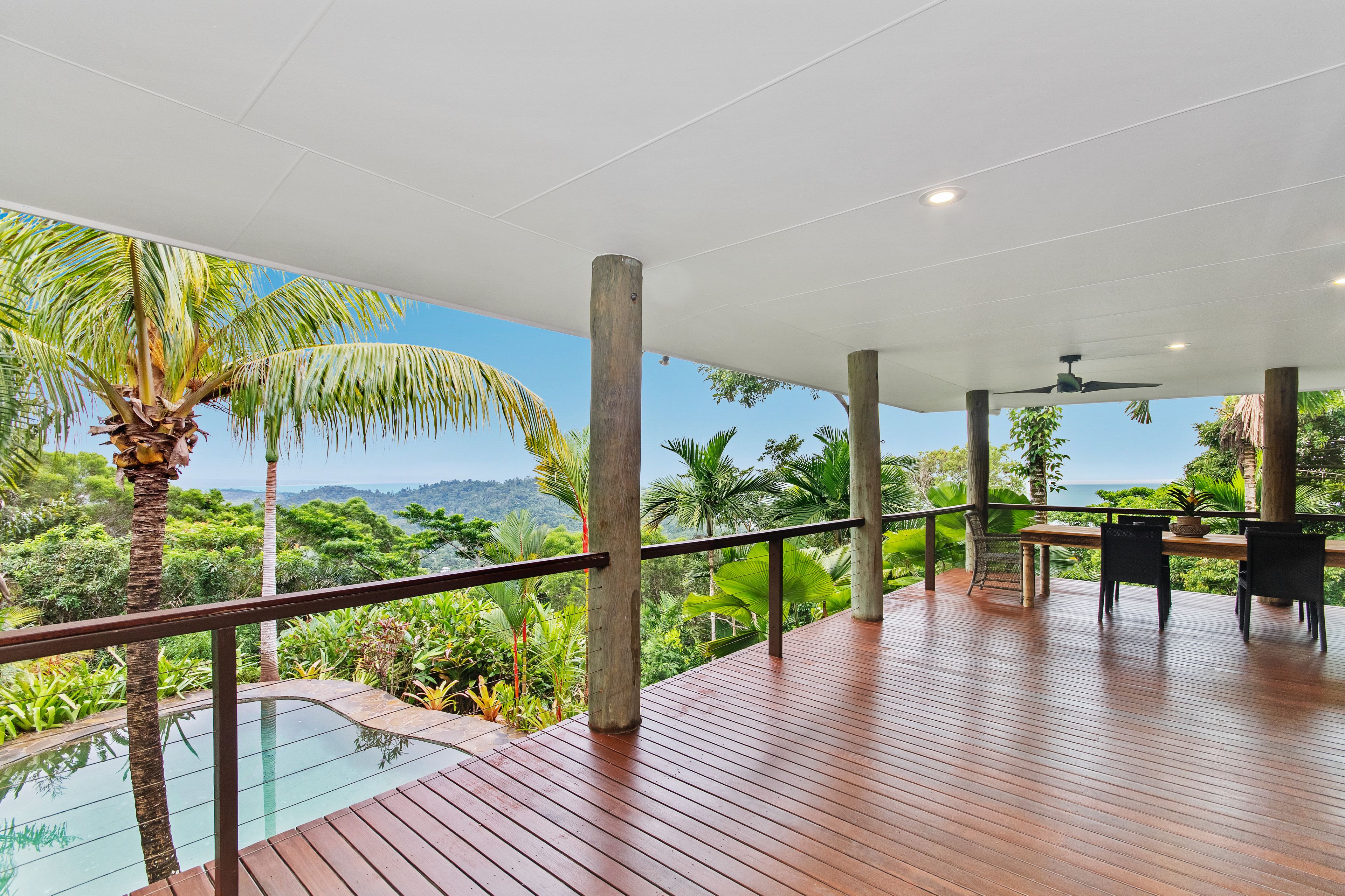 24 Bicton Close, Bingil Bay QLD 4852
