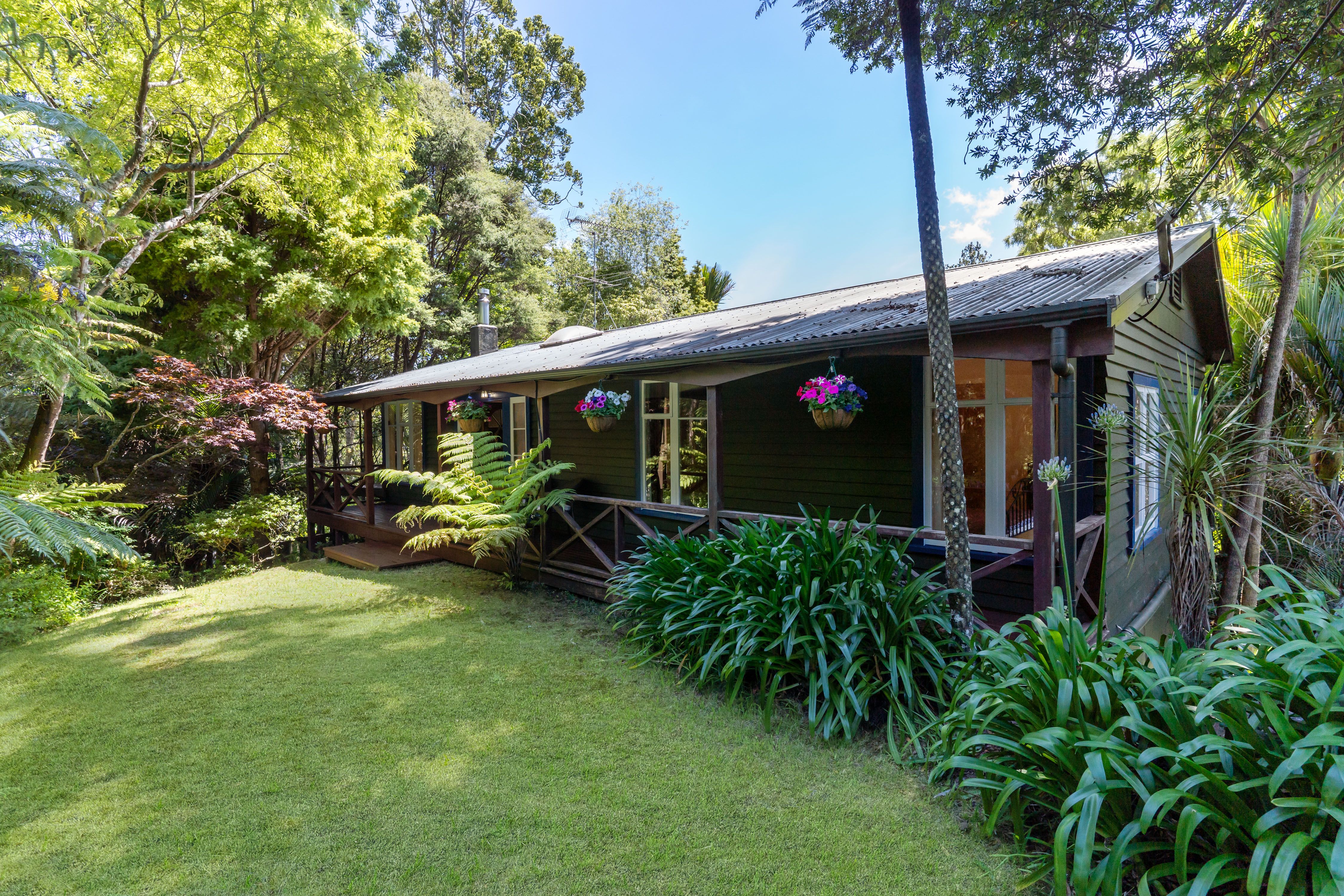 21 Taraire Road, Titirangi, Waitakere City