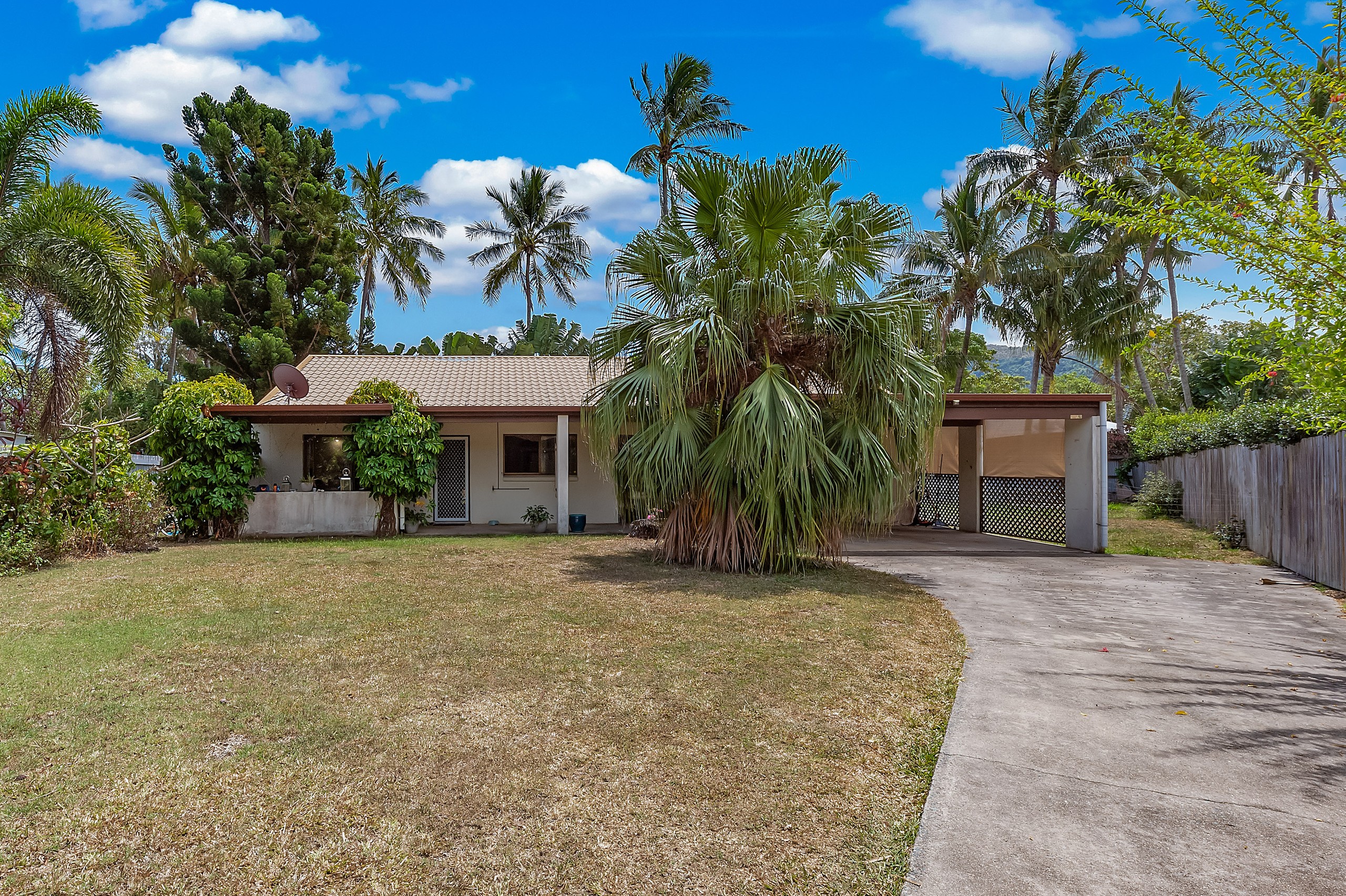 1 Maeva Street, Jubilee Pocket, QLD 4802