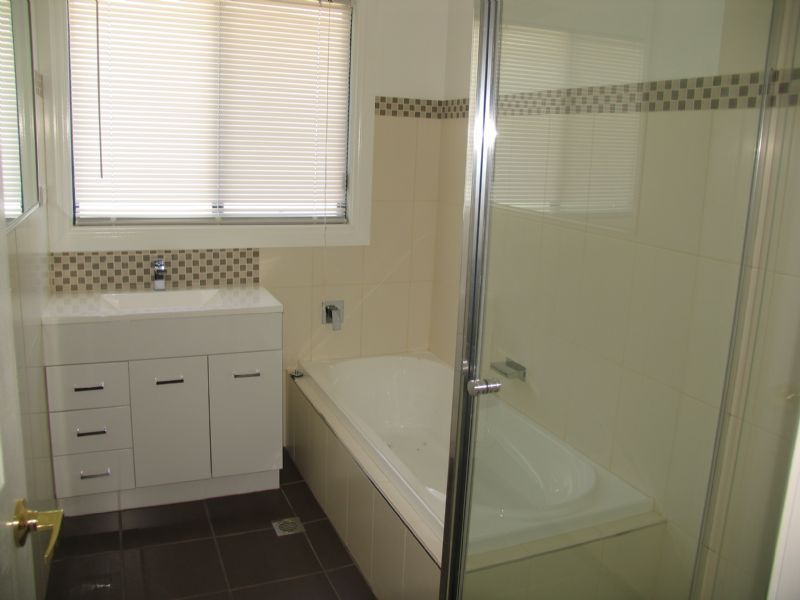 8 King Street, Corowa, NSW 2646