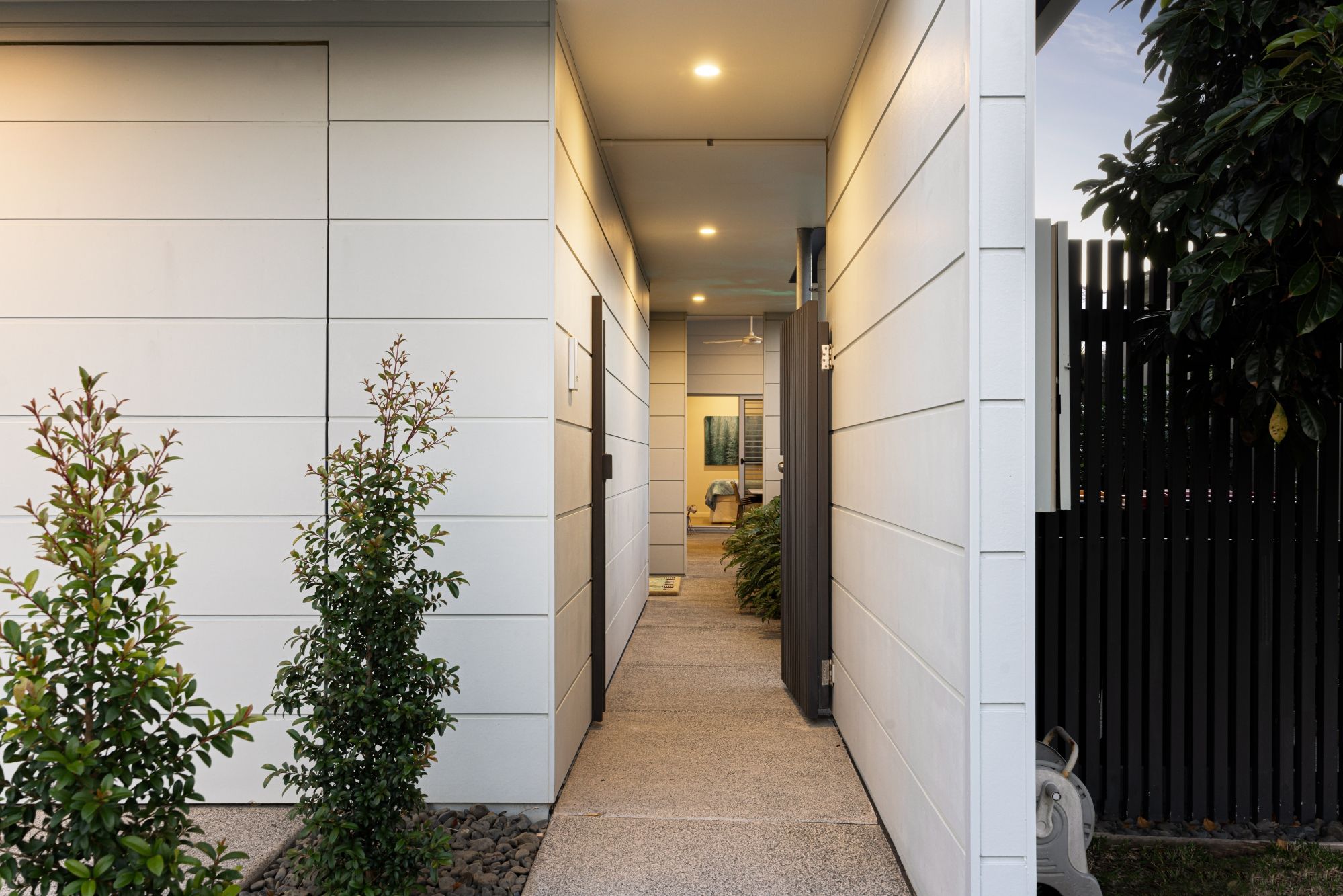 18 Waterway Drive, Birtinya, QLD 4575