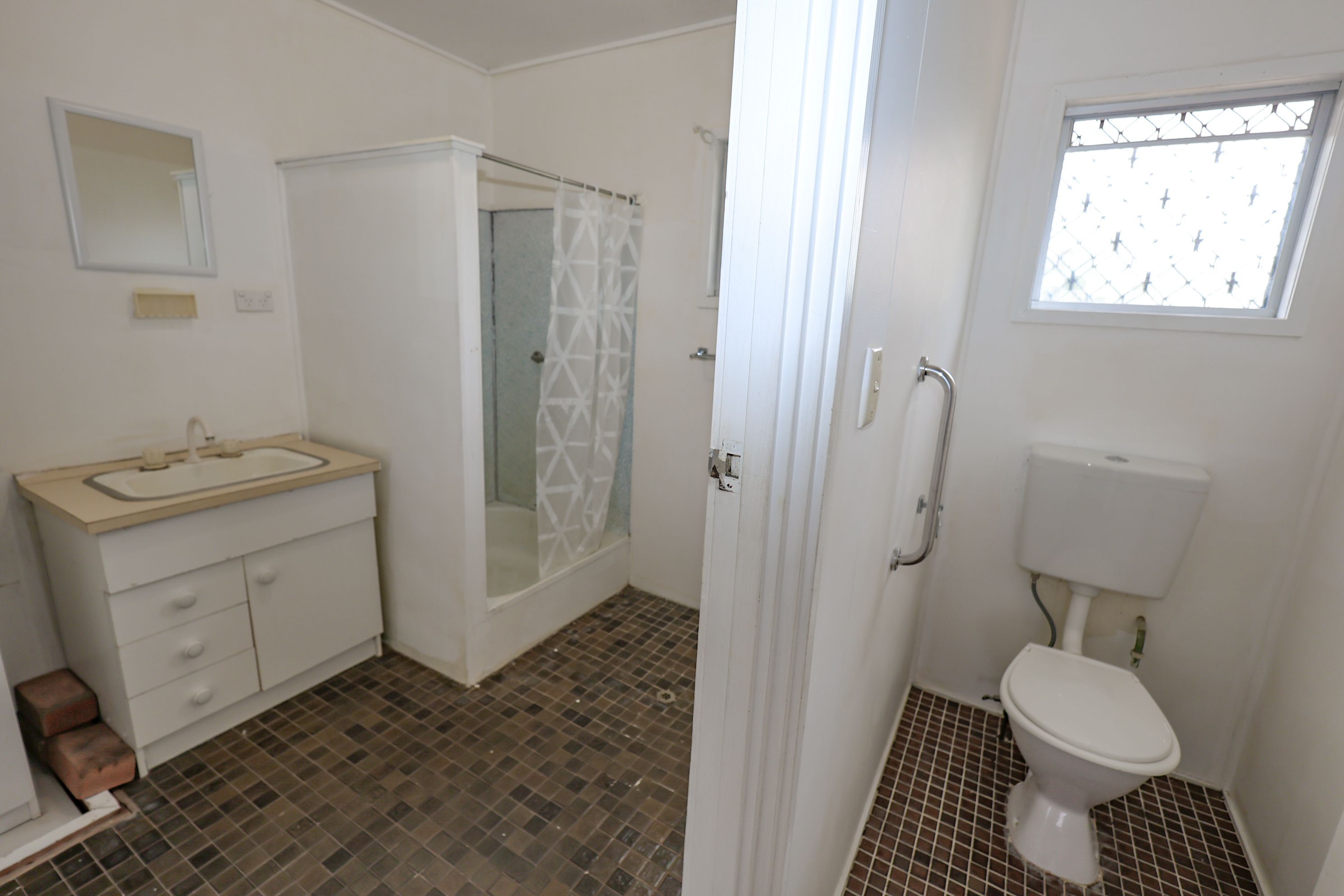 116 Fairford Road — photo 6 of 20