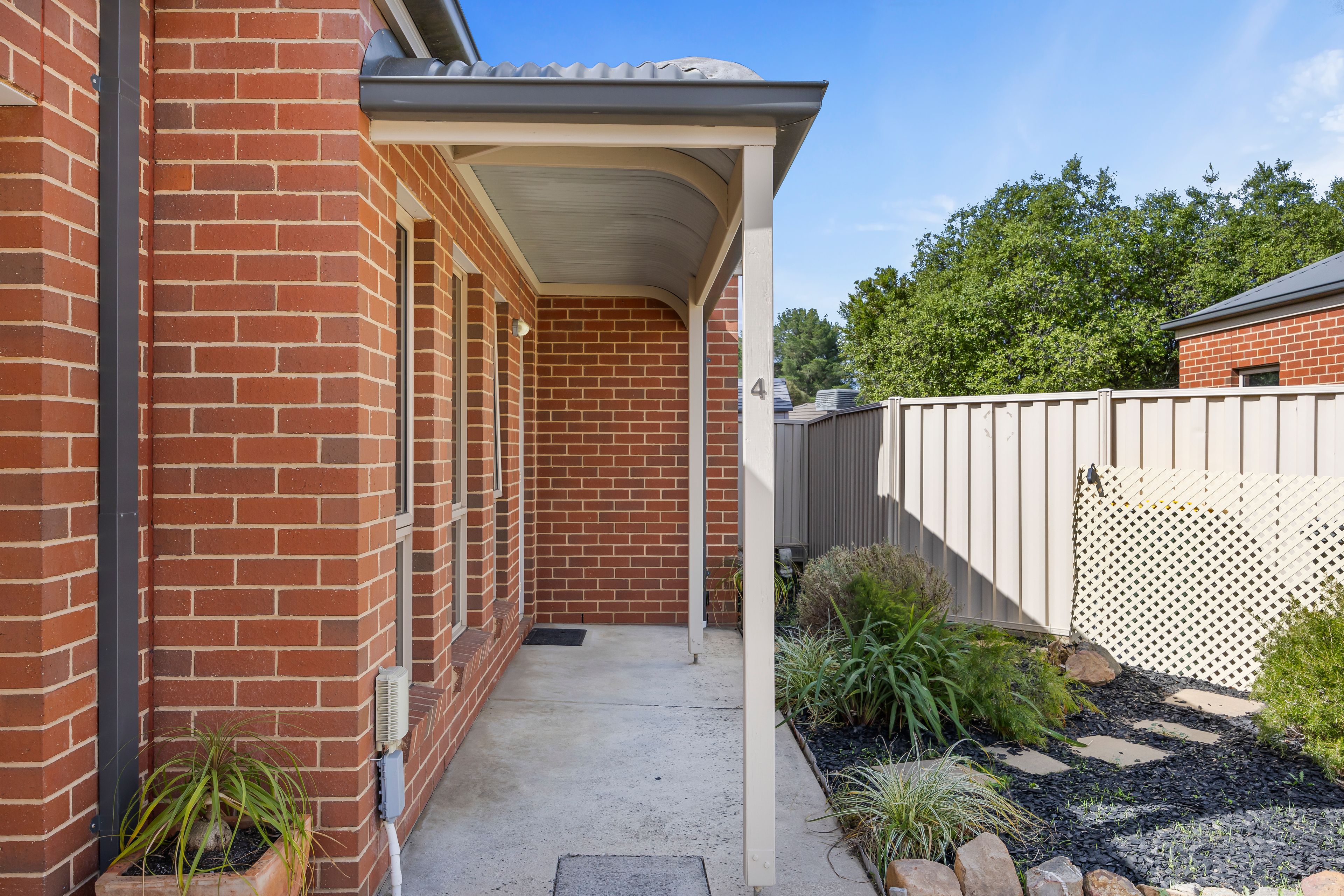 4/1127 Geelong Road, Mount Clear, VIC 3350