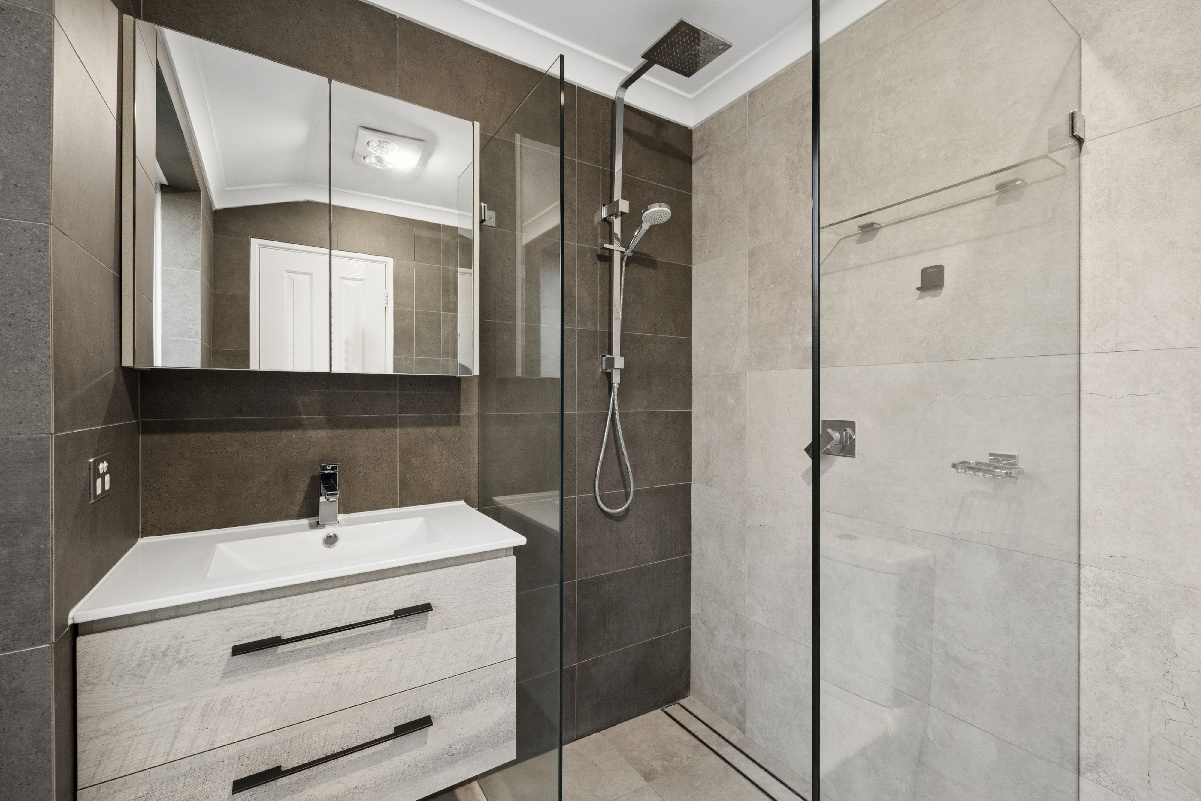 12 Rawlinna Heights — photo 14 of 28