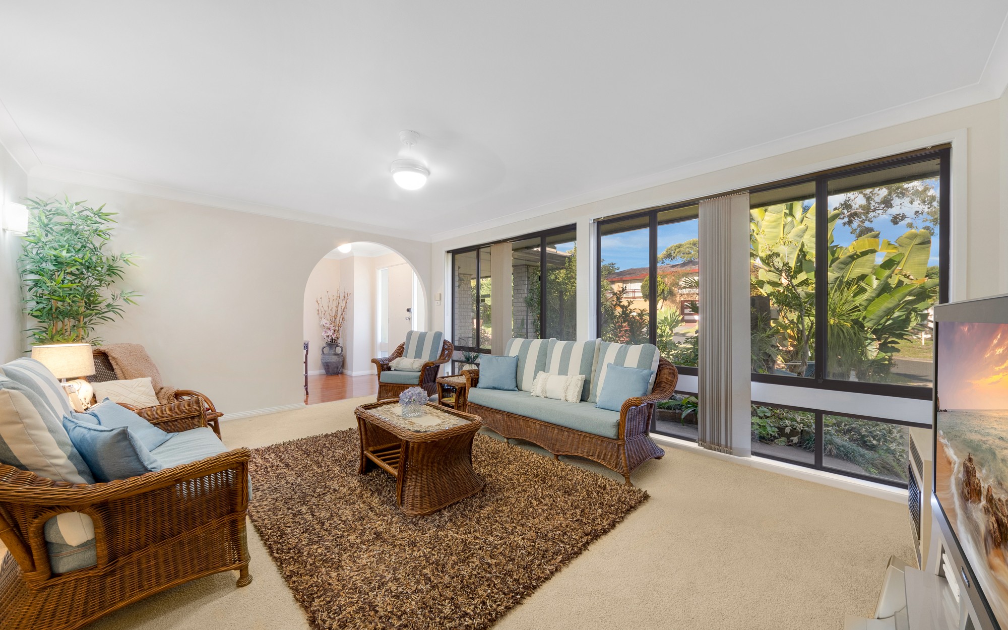 5 Cedar Avenue, Bradbury, NSW 2560