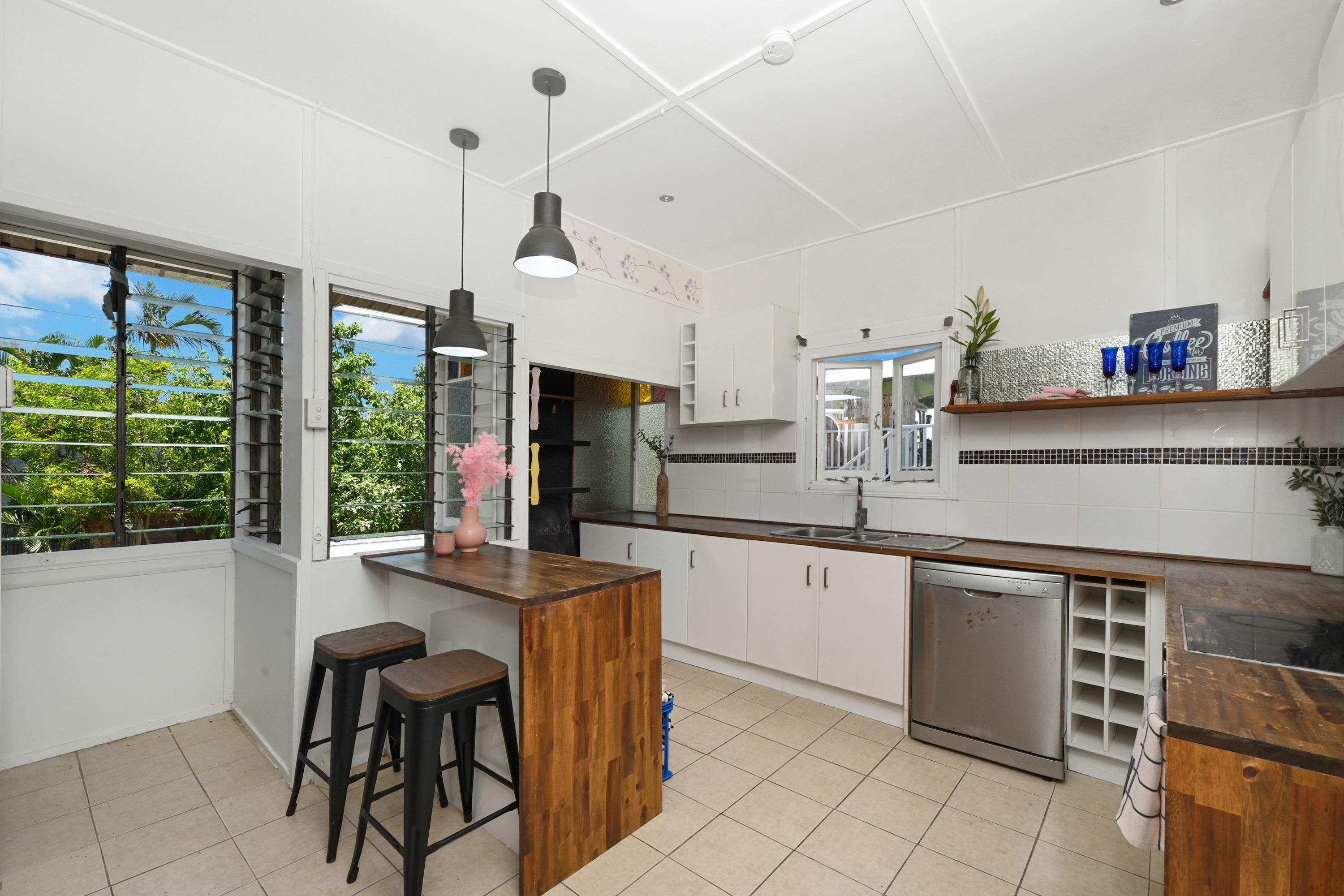 75 Todd Street, Railway Estate, QLD 4810