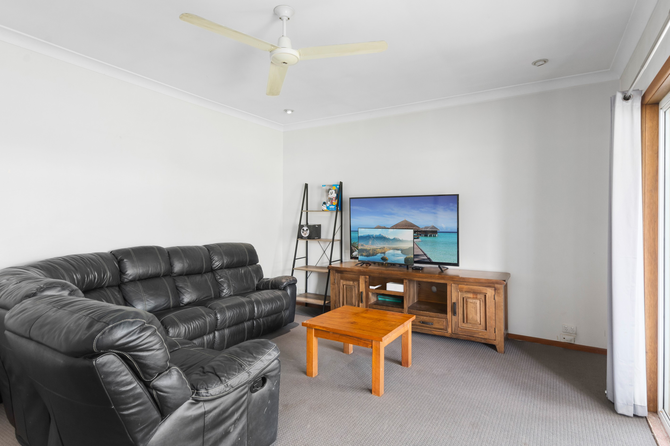9 Billabong Avenue, Dapto, NSW 2530