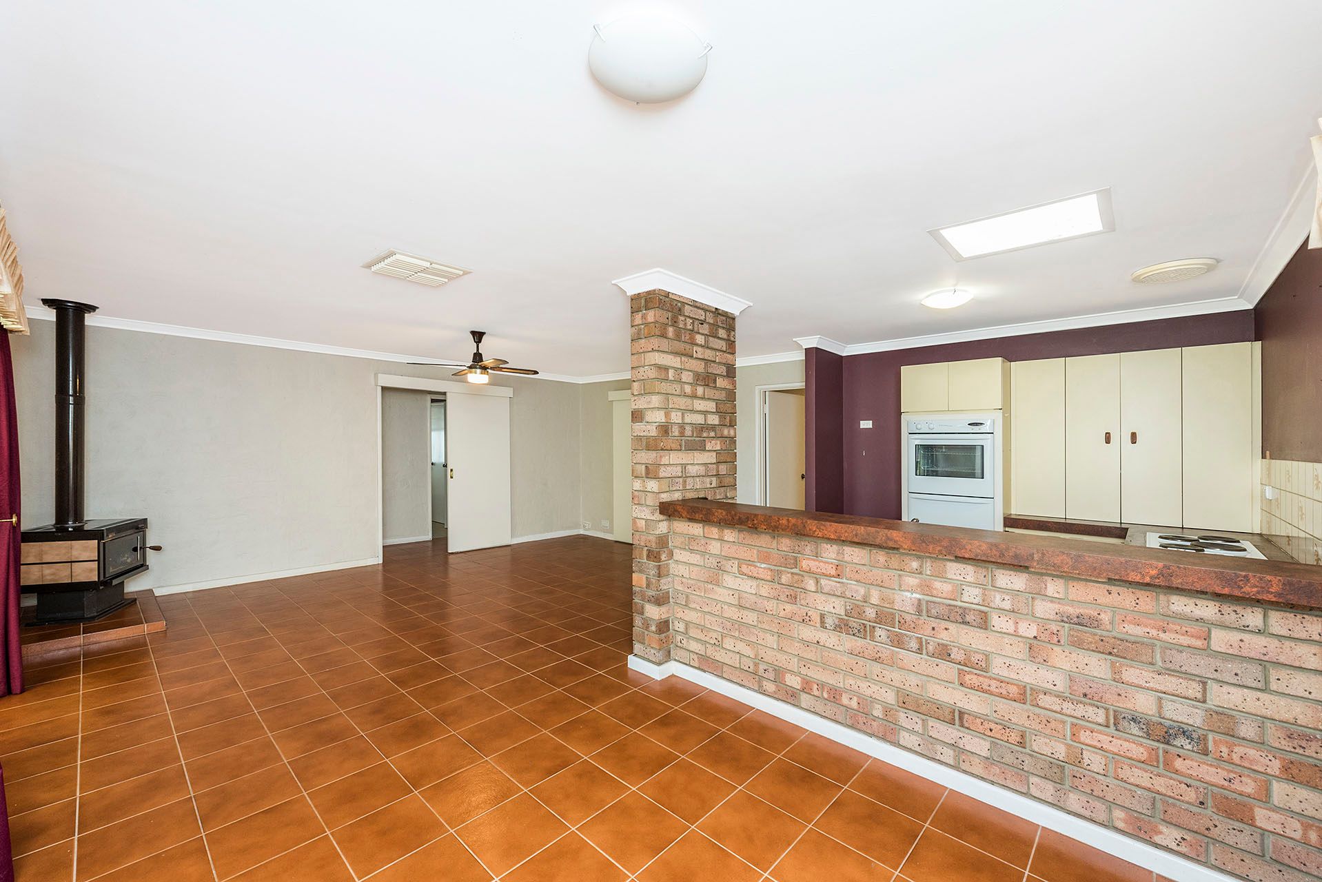 6 Currie Street, Waikiki, WA 6169