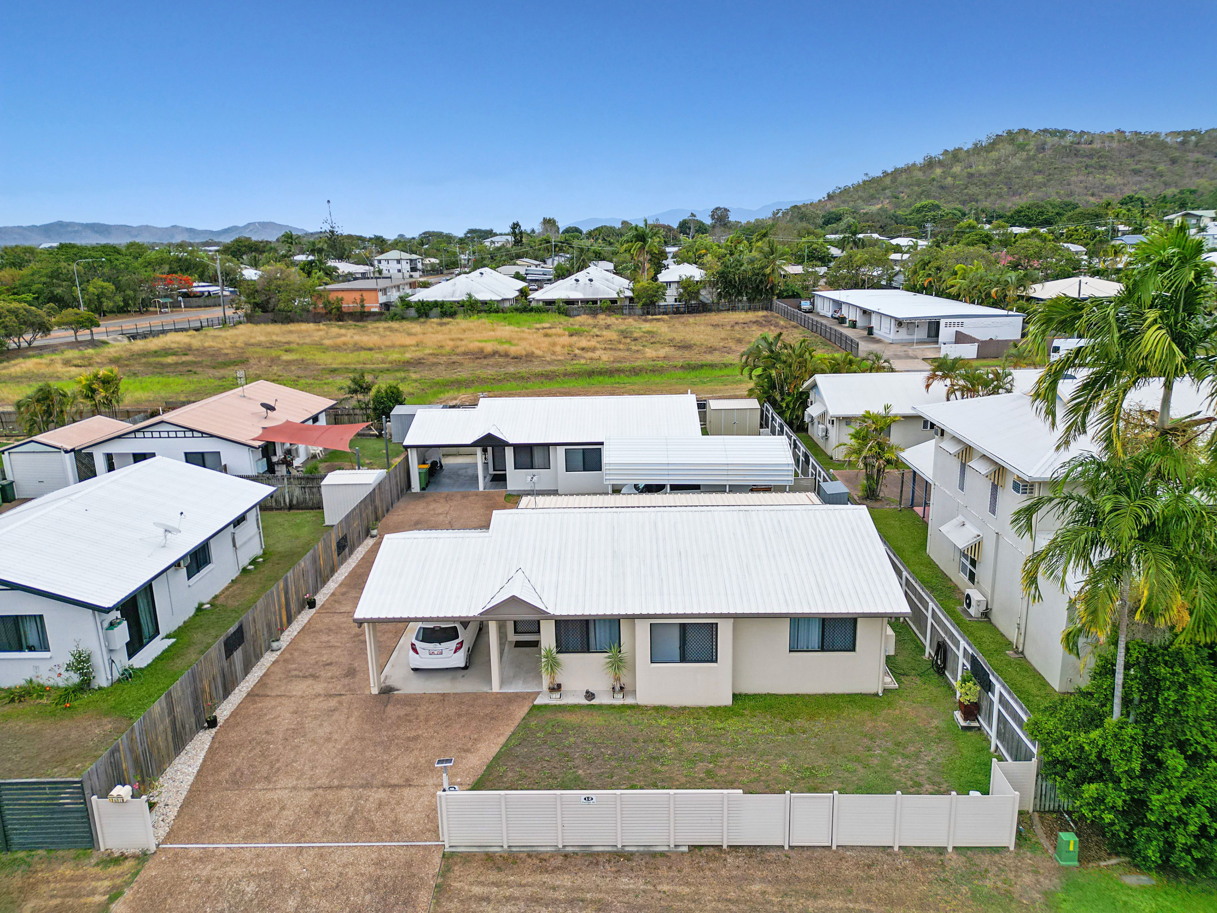 1 & 2/12 Tuffley Street, West End, QLD 4810