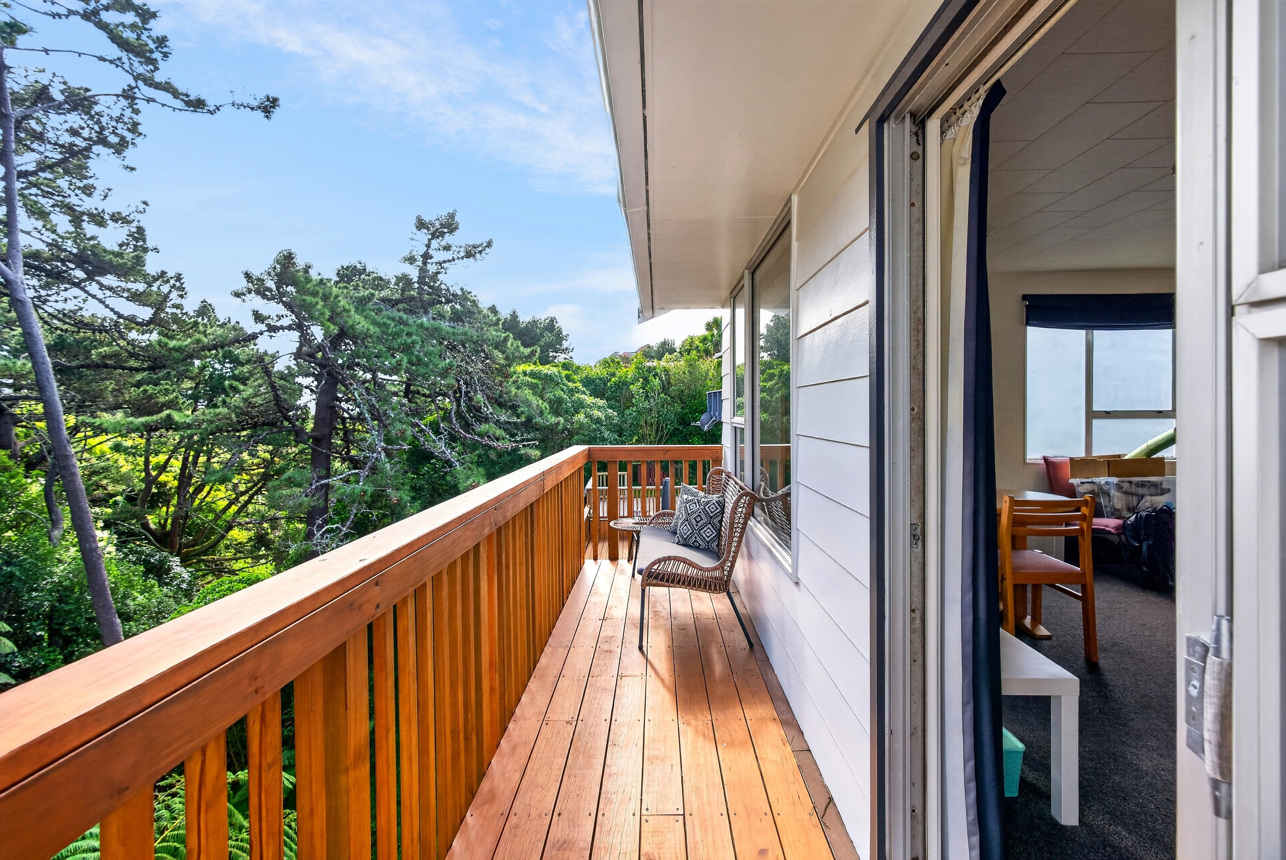 8 Cyril Way, Paparangi, Wellington City