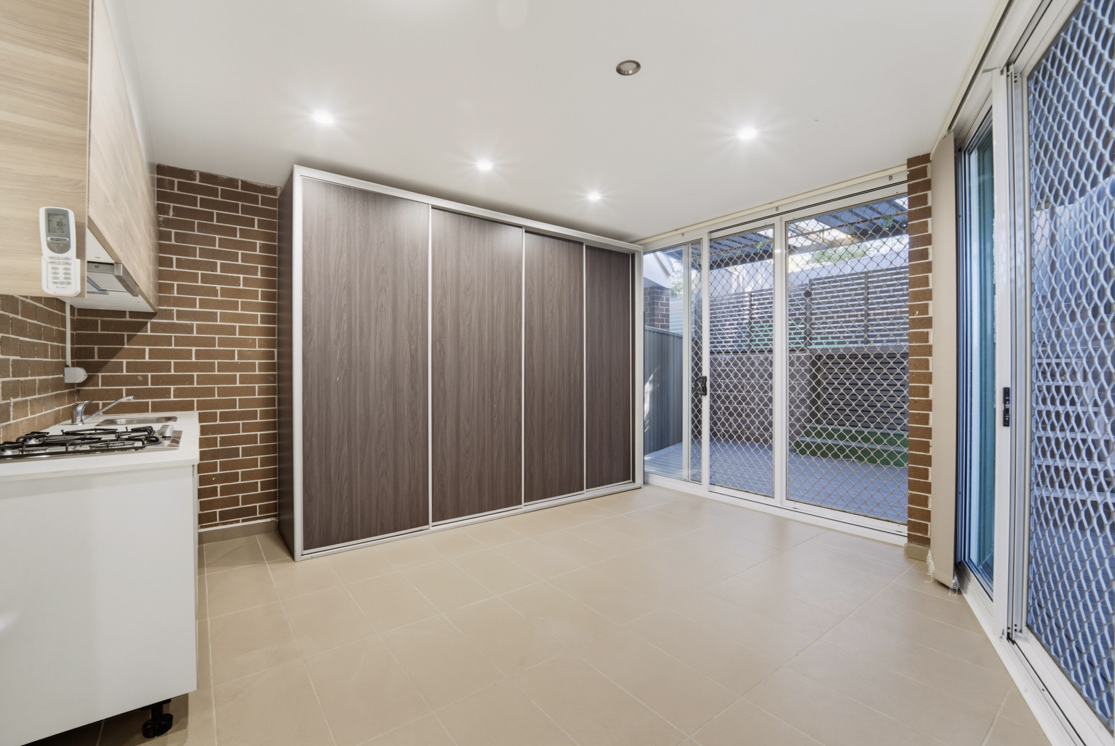 11A Cunningham Street — photo 5 of 10