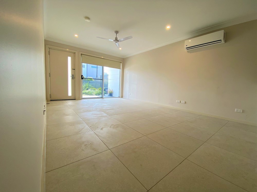 3/73 Sovereign Circuit, Glenfield, NSW 2167