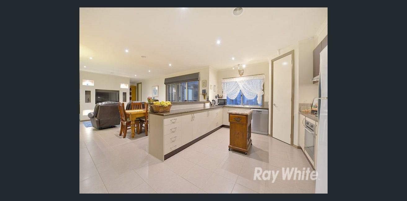 6 Railway Road, Ferntree Gully, VIC 3156
