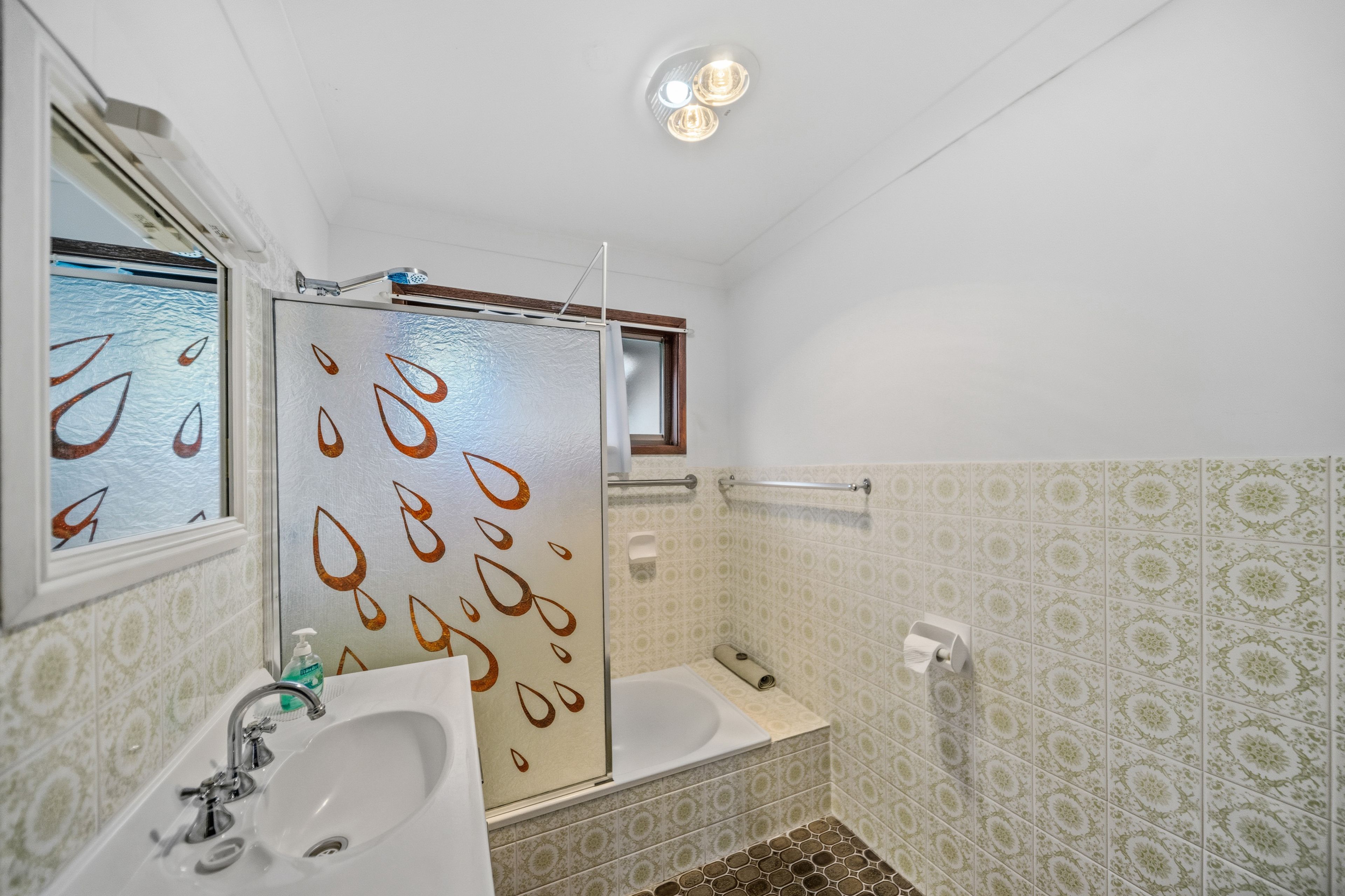 49 Headland Road — photo 11 of 23