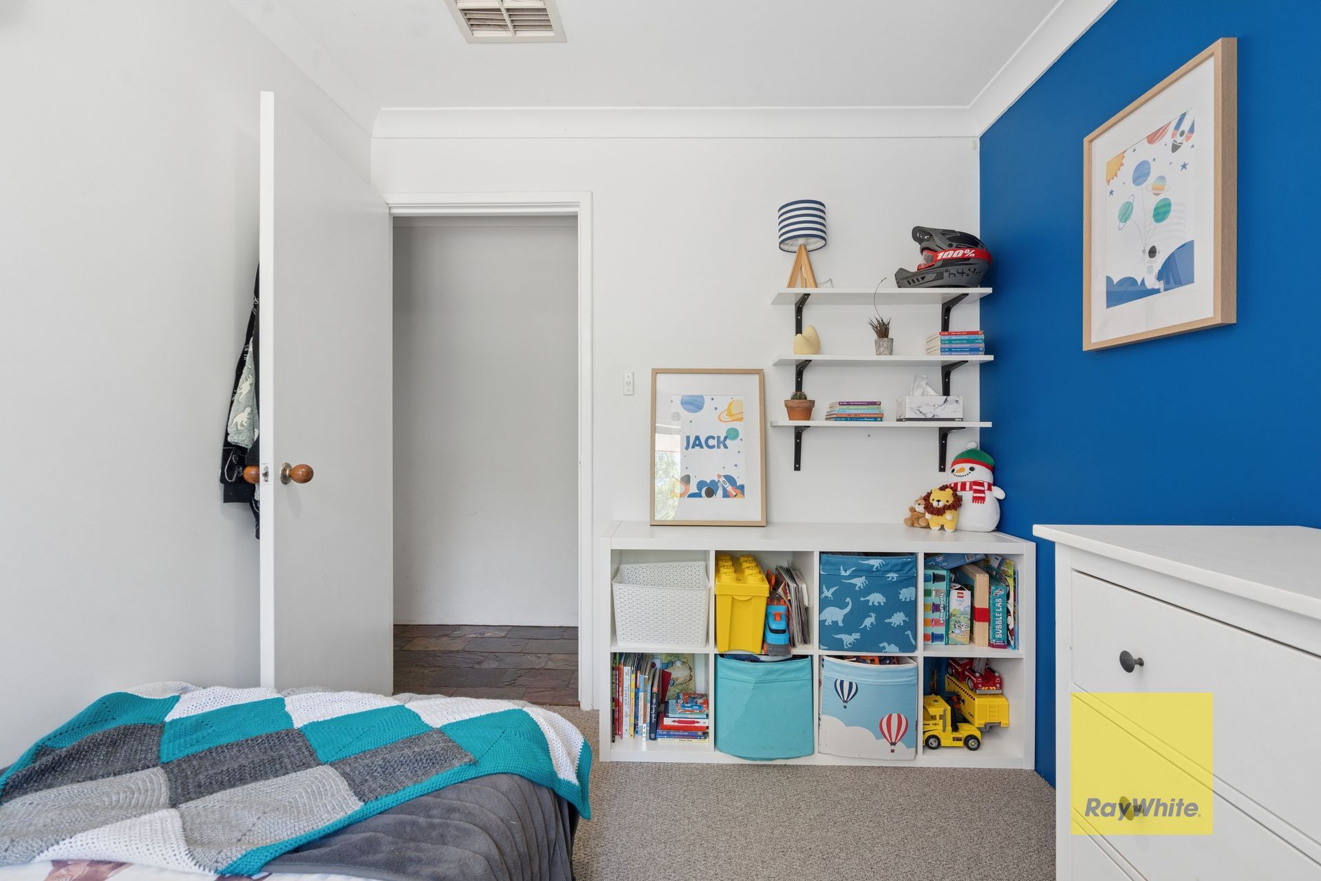 17 Golden Crescent — photo 19 of 26