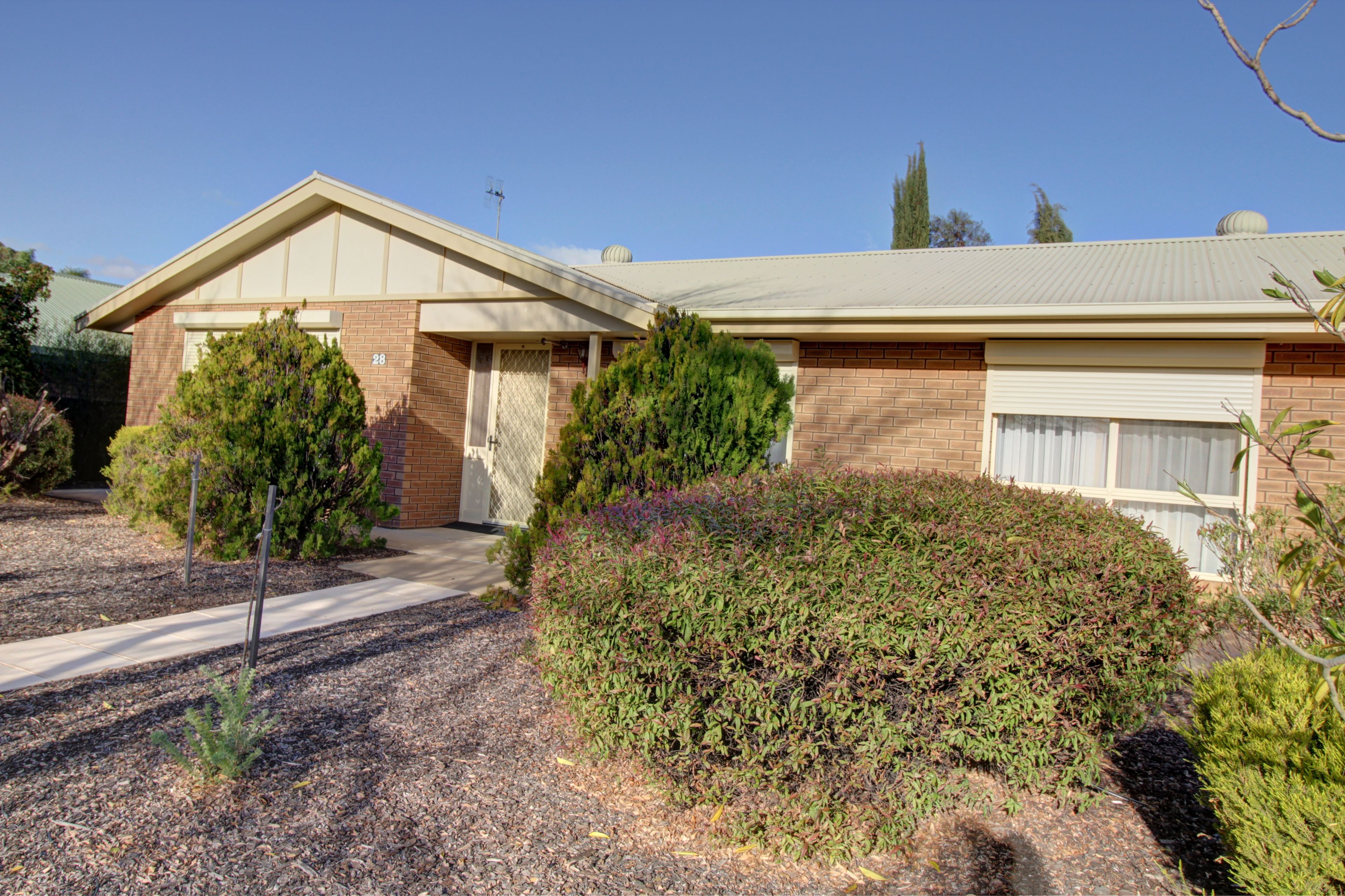 28 Hall Crescent, Loxton, SA 5333