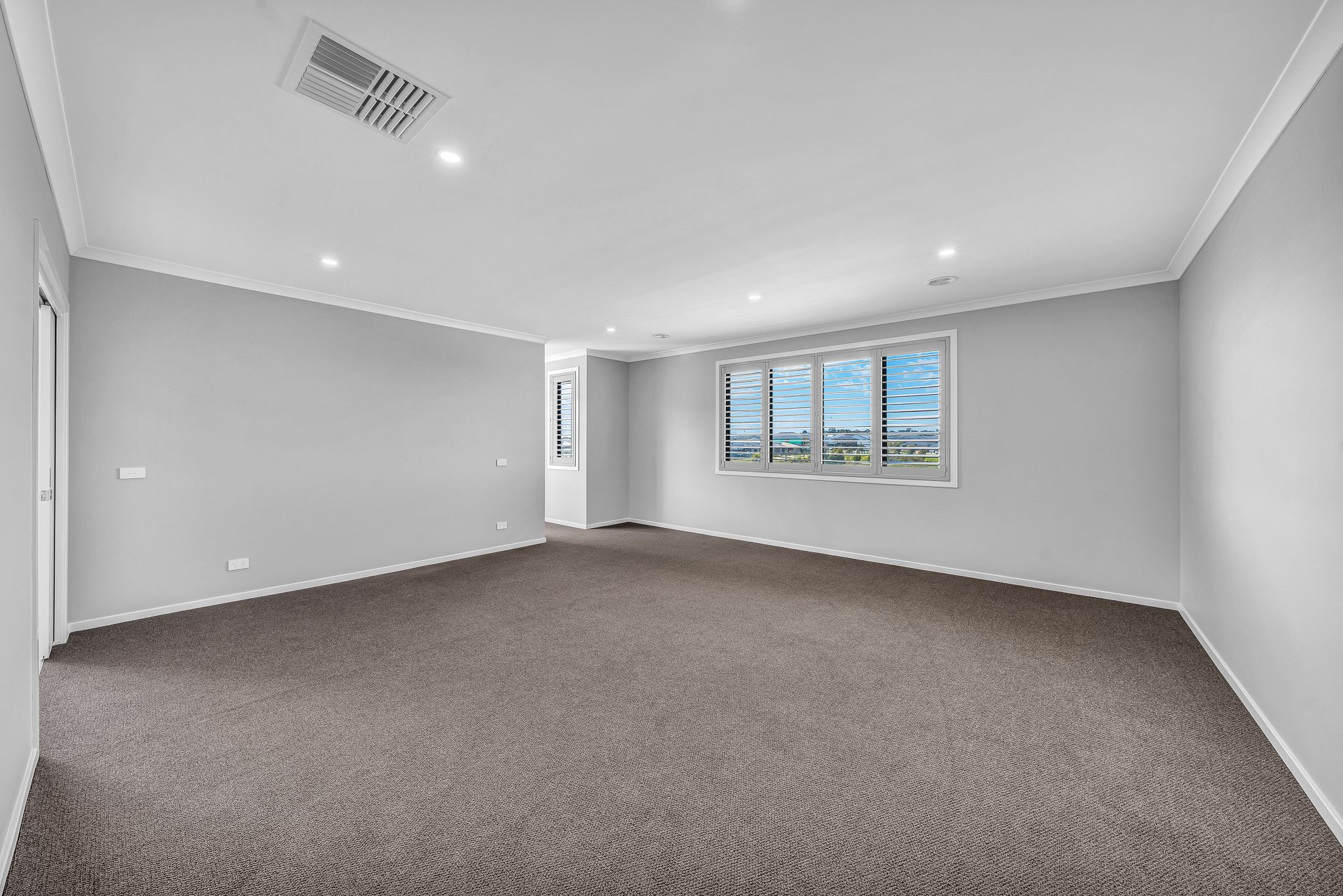 24 Salamanca Drive — photo 9 of 26