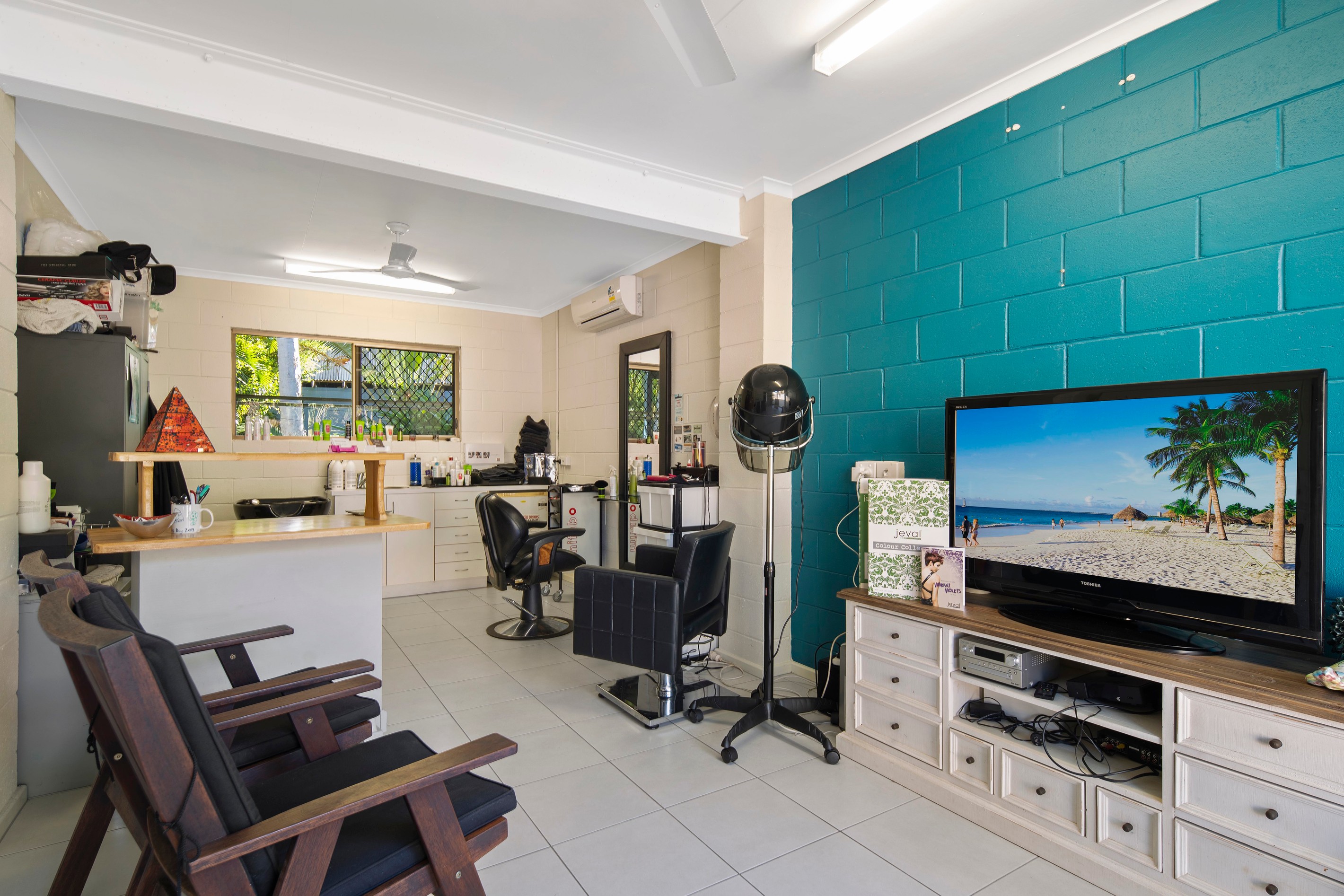 8 Iluka Street, Cannonvale, QLD 4802