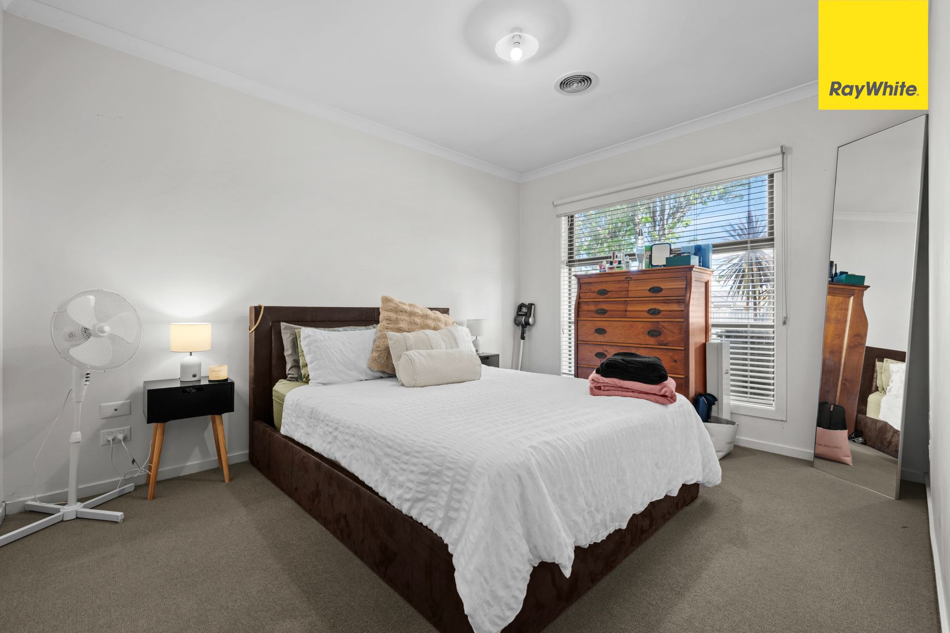 2 Bunda Place — photo 2 of 21