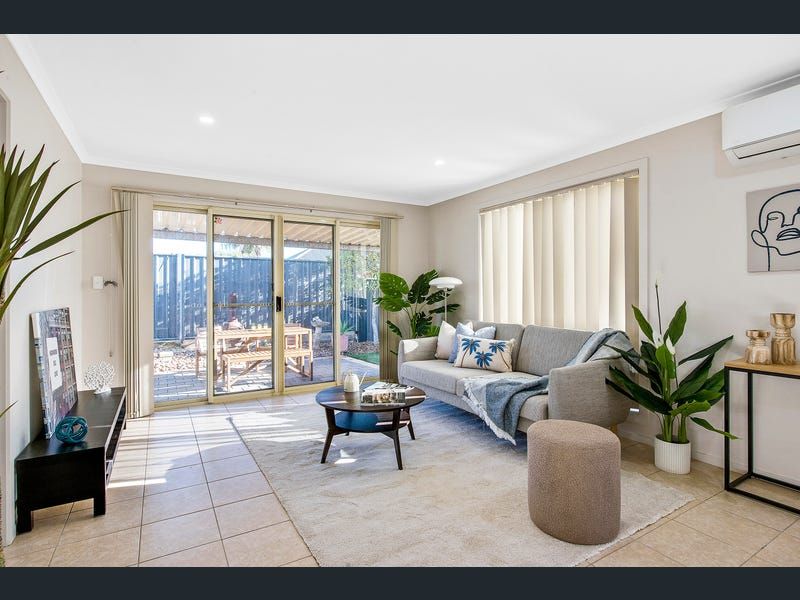 82 Lakeside Drive, Andrews Farm, SA 5114