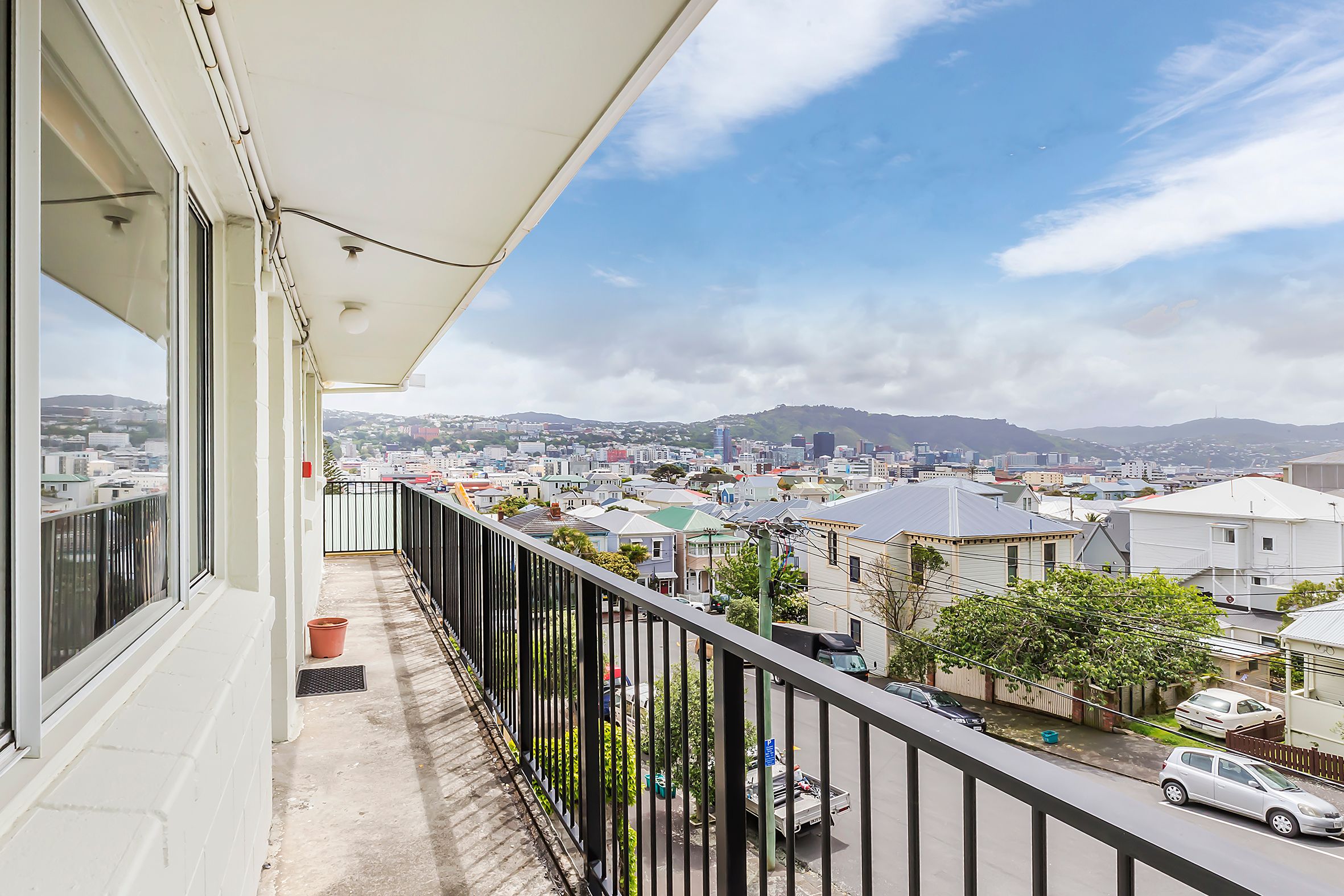 10/4 Derby Street, Mount Victoria, Wellington City