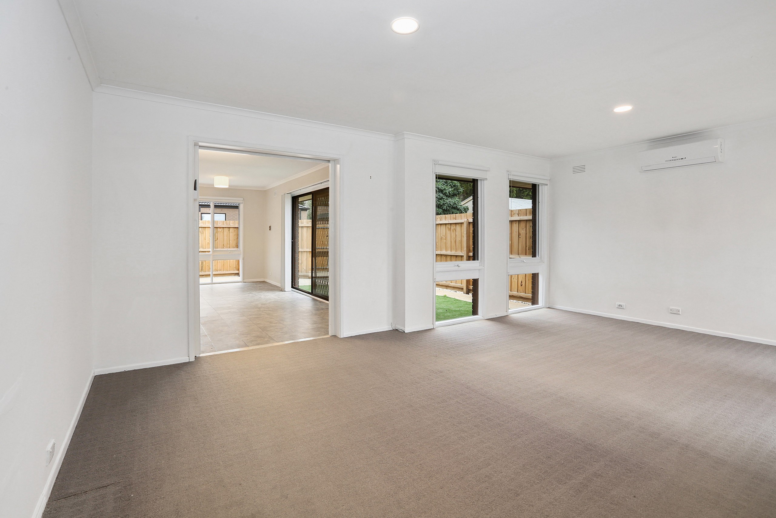 1/90 Smeaton Close, Lara, VIC 3212