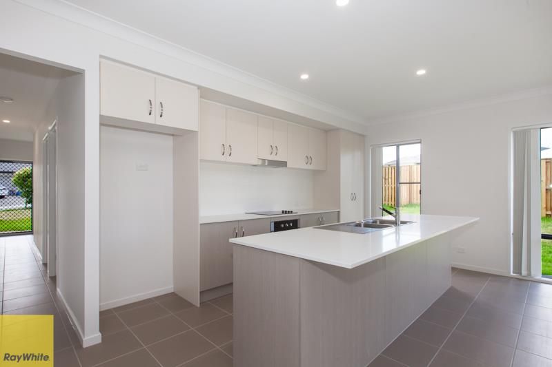 30 Essington Mews, Leichhardt, QLD 4305