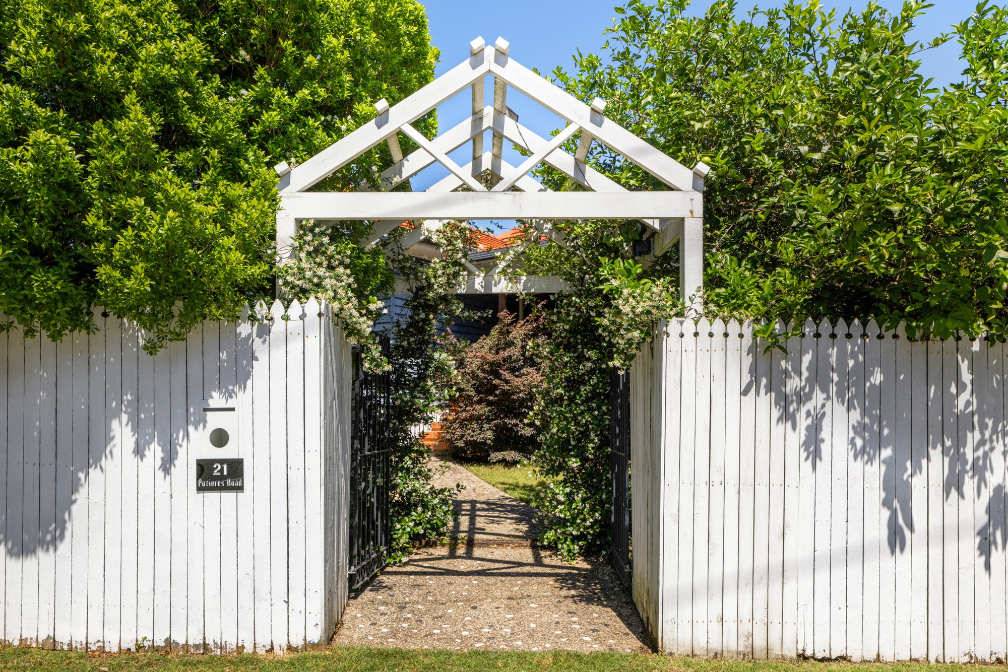 21 Pozieres Road, Tarragindi, QLD 4121