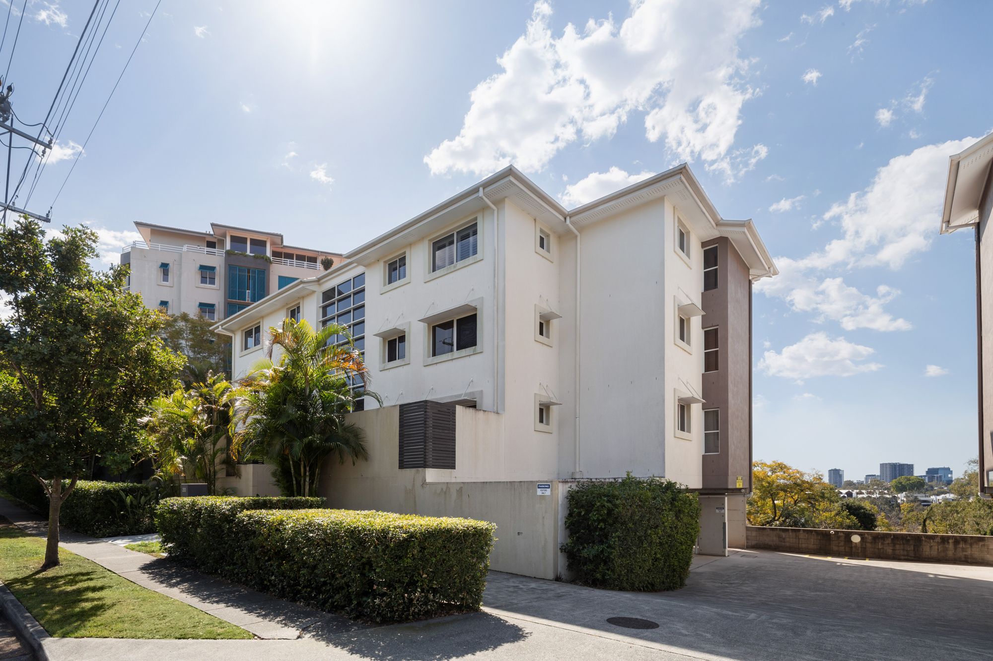 8/200 Swann Road — photo from Ray White Indooroopilly