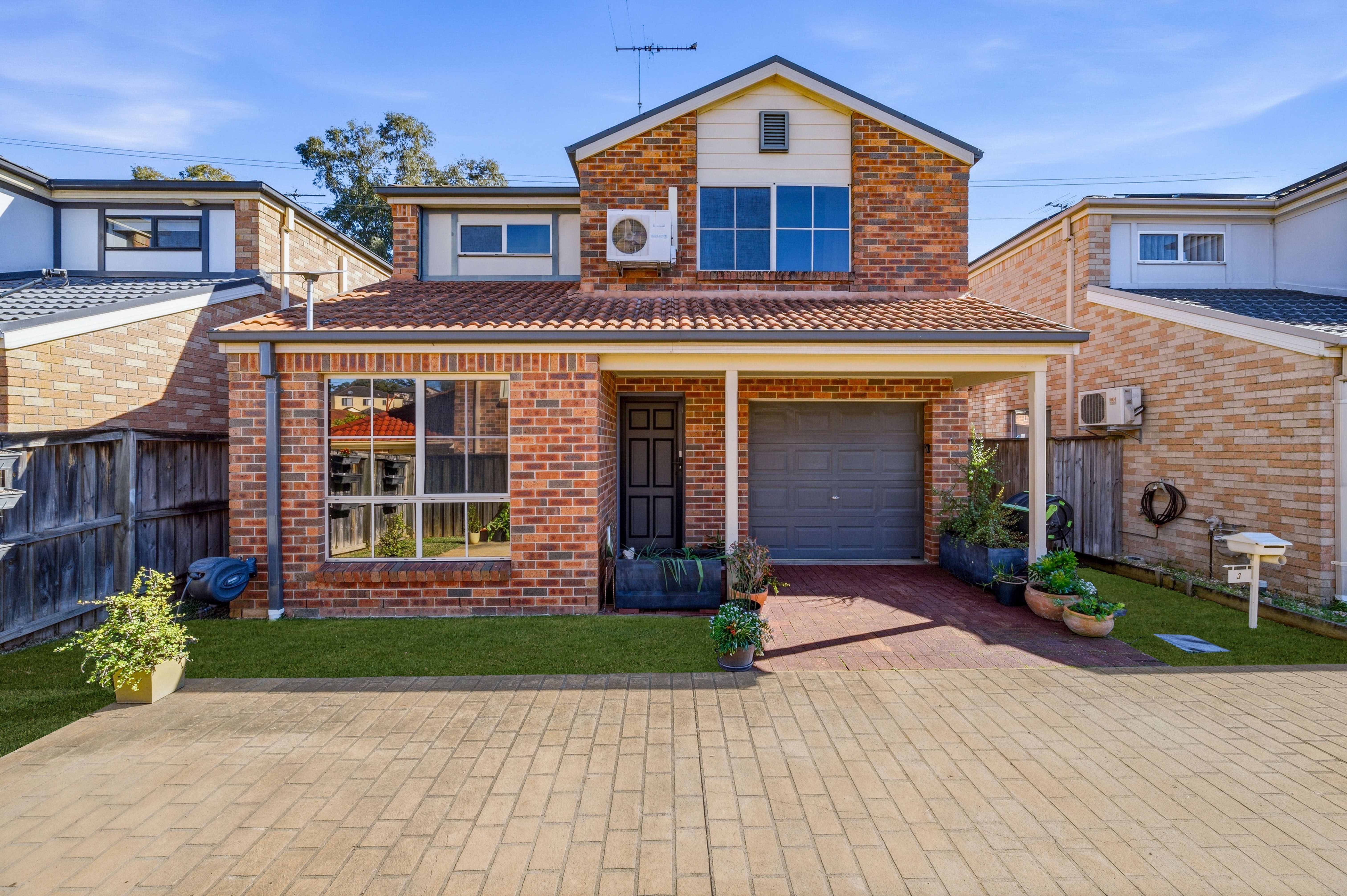 3 Scarr Cottage Place — photo from Ray White Macarthur Group