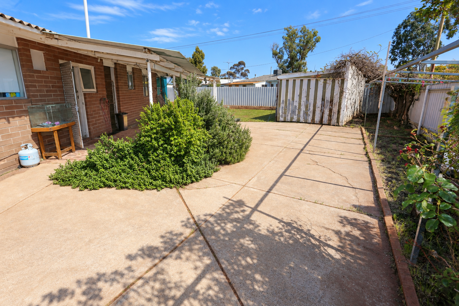 55 Mallee Drive — photo 10 of 10