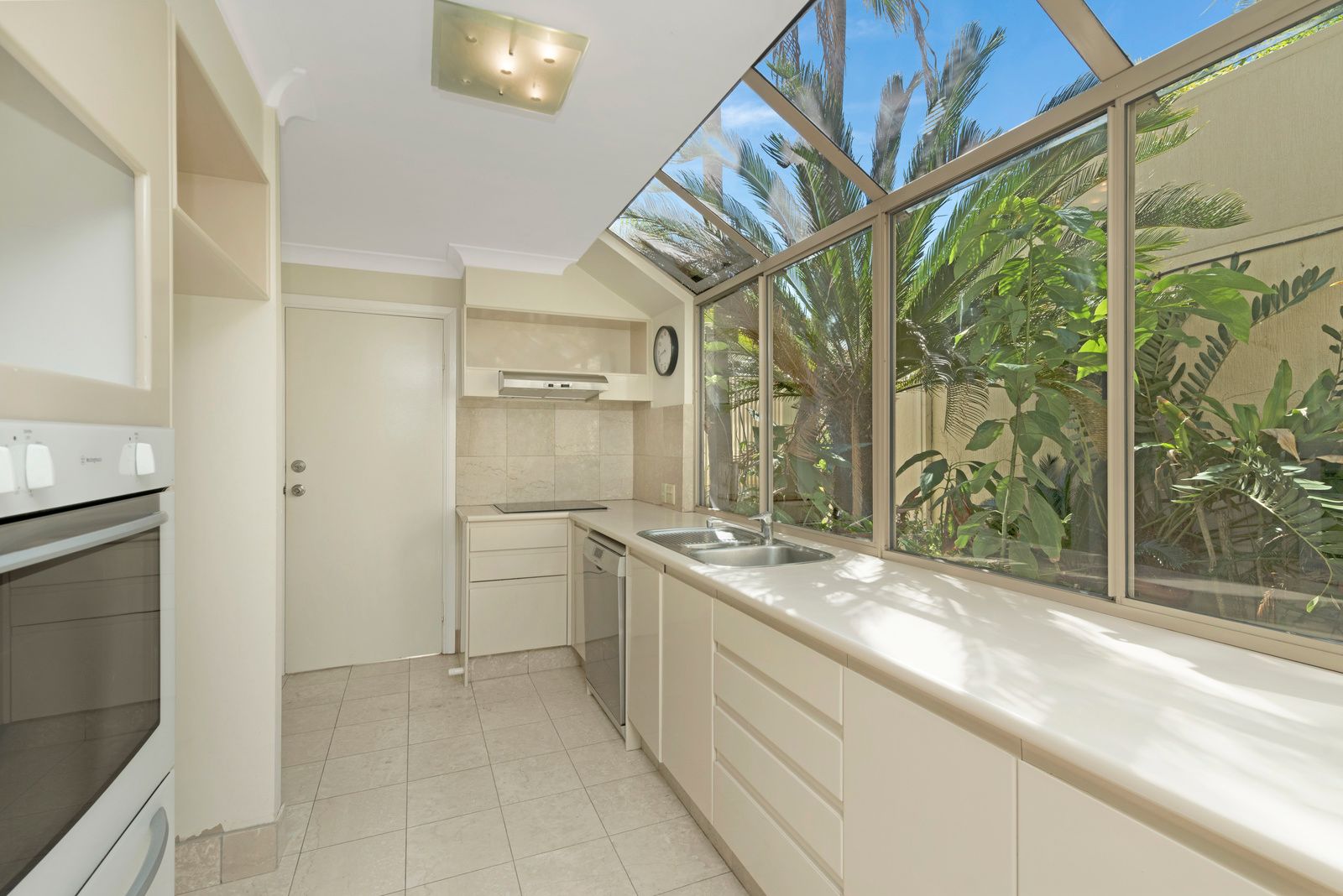 6/1 Resort Drive, Robina, QLD 4226