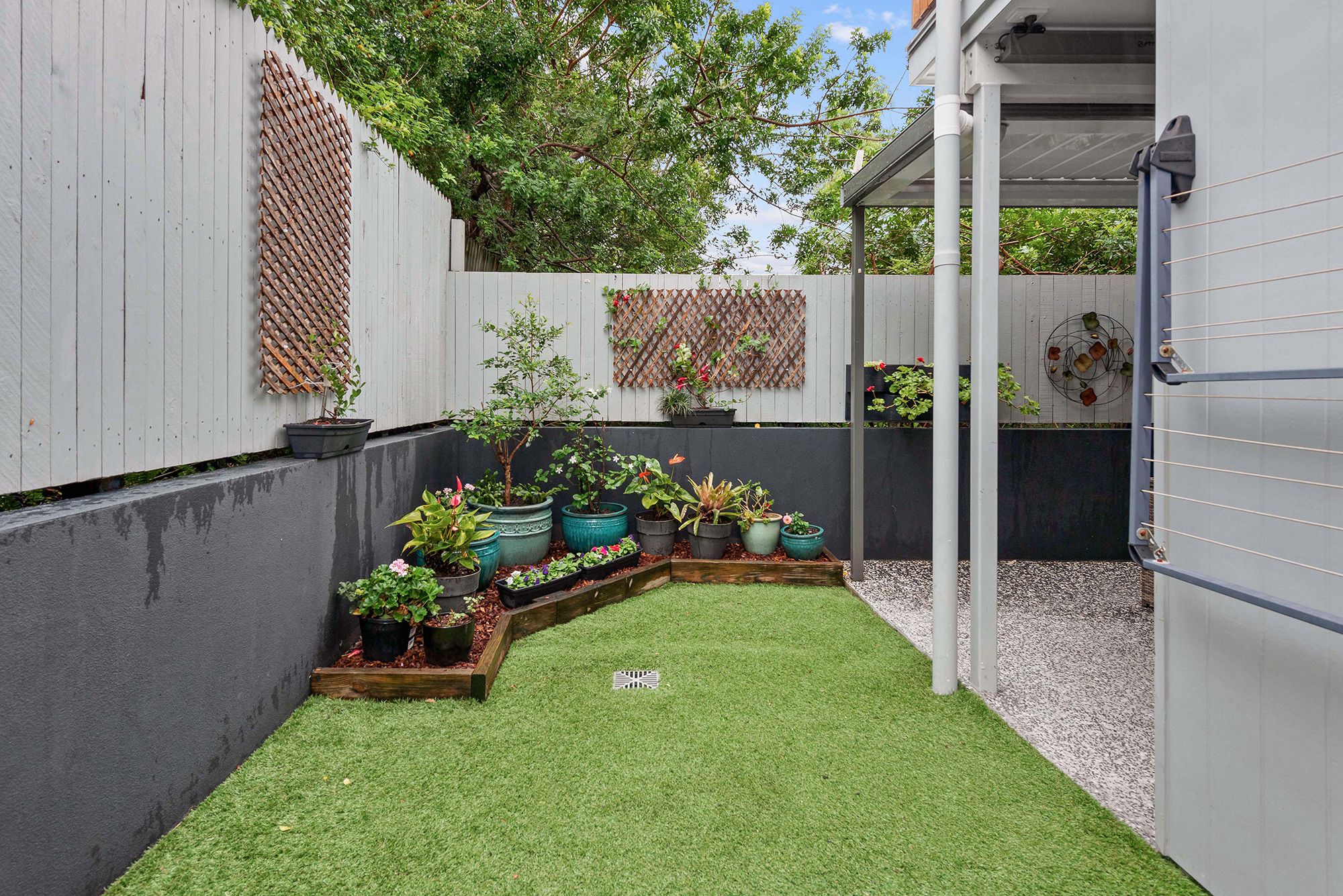 1/3 Denman Street, Greenslopes, QLD 4120